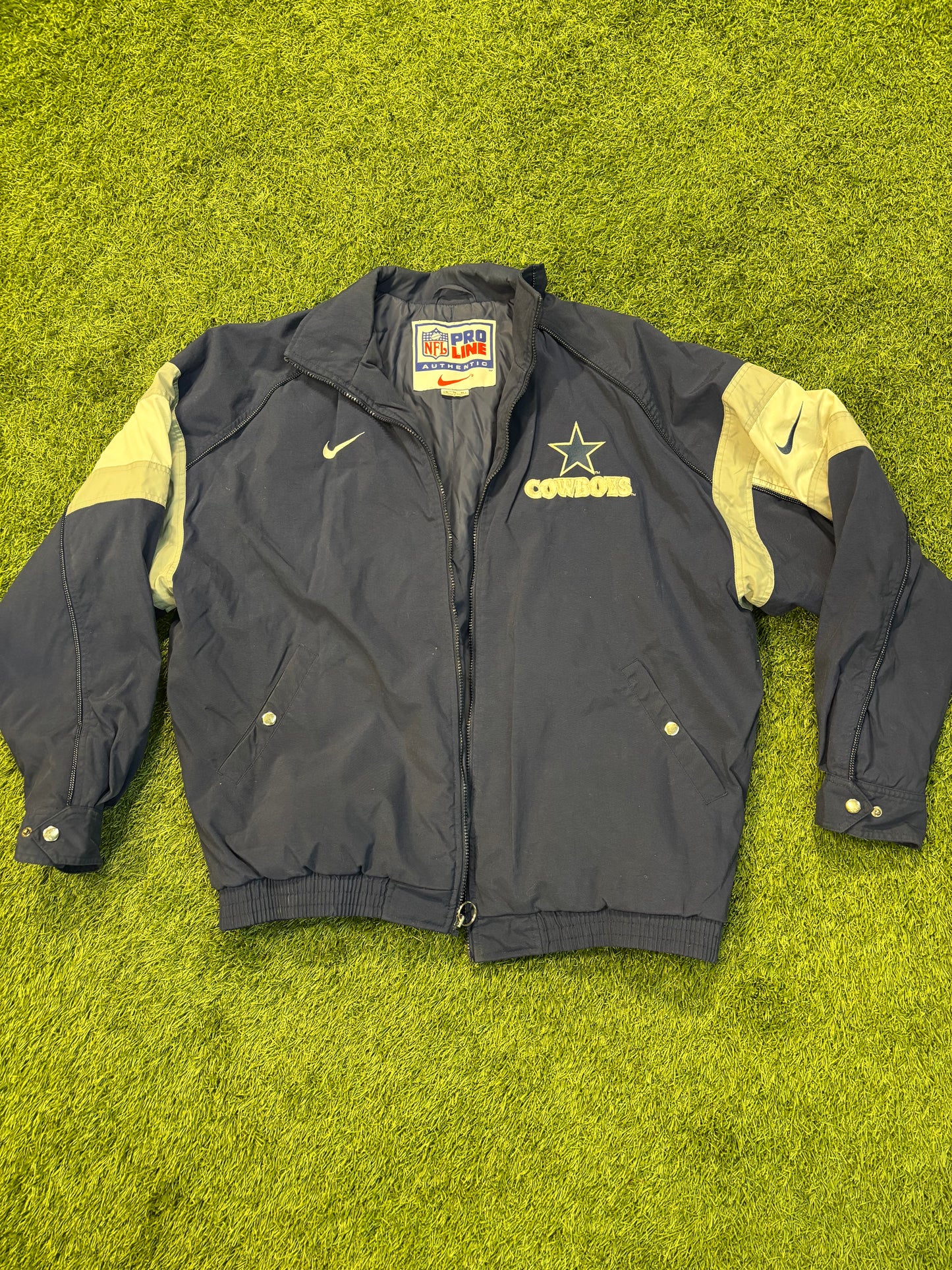 Vintage 90s Nike Dallas Cowboys coat