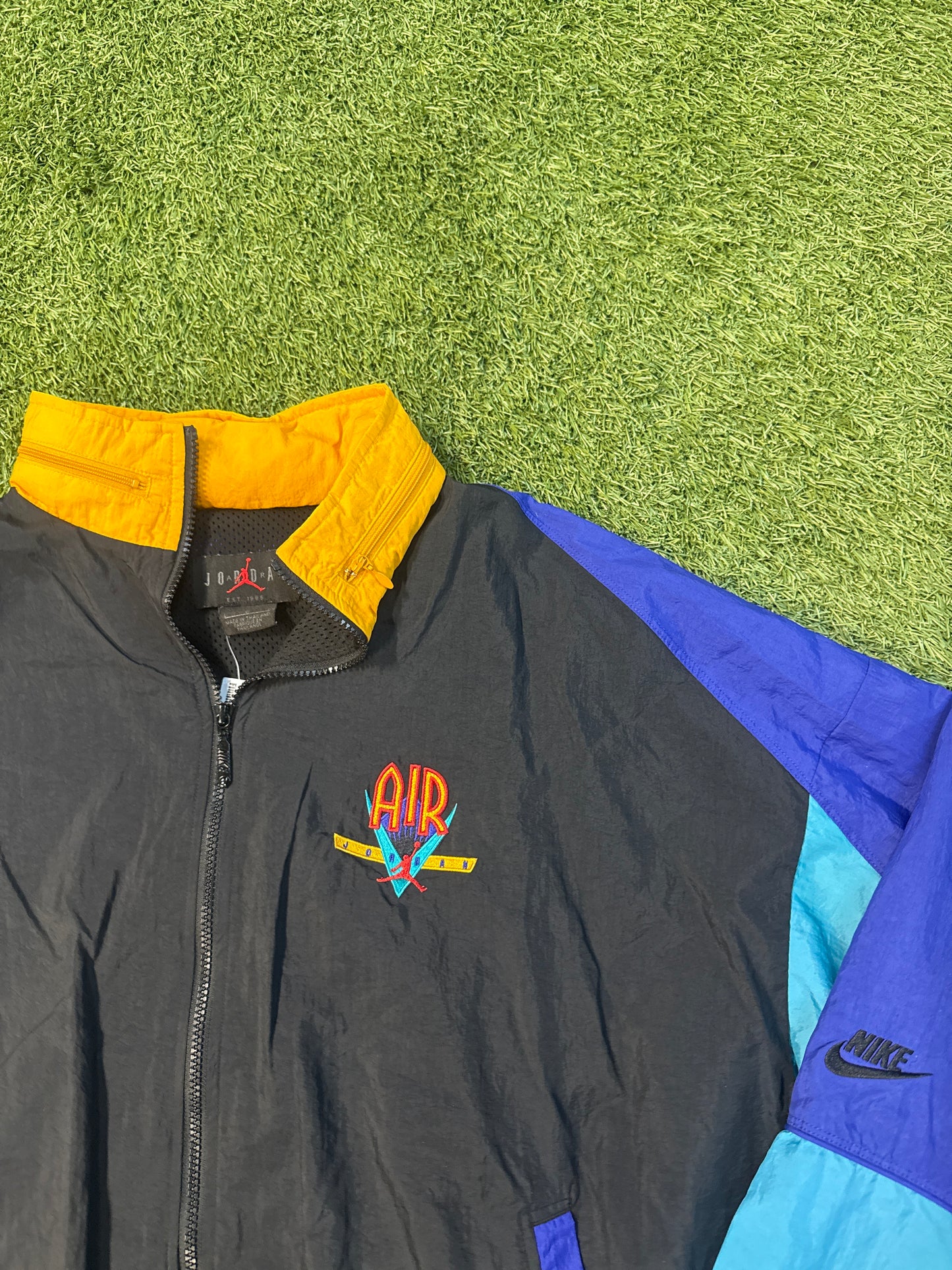 Y2K “AIR JORDAN” ZIP UP HOODIE