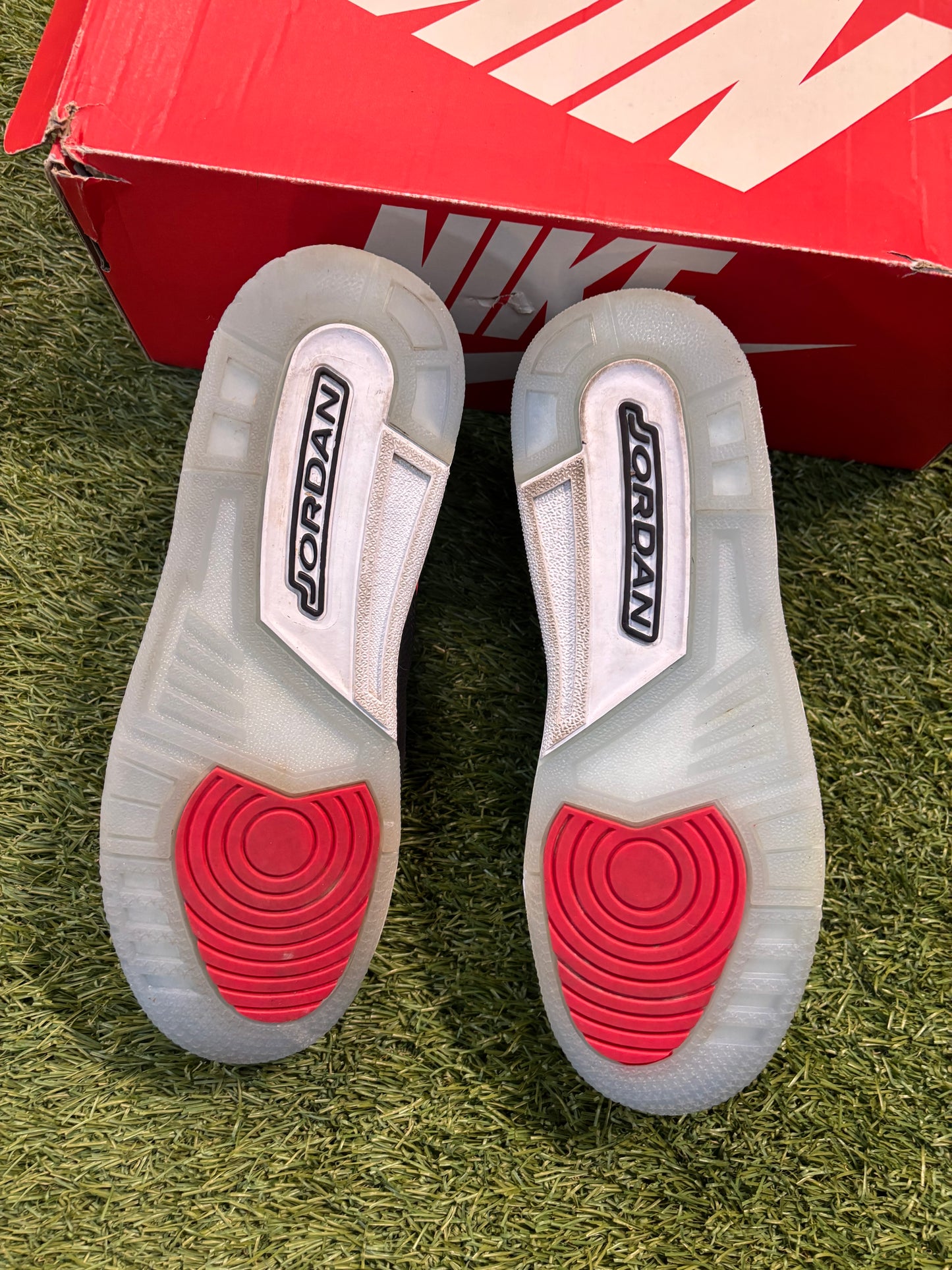 Jordan Legacy 312 size 7y