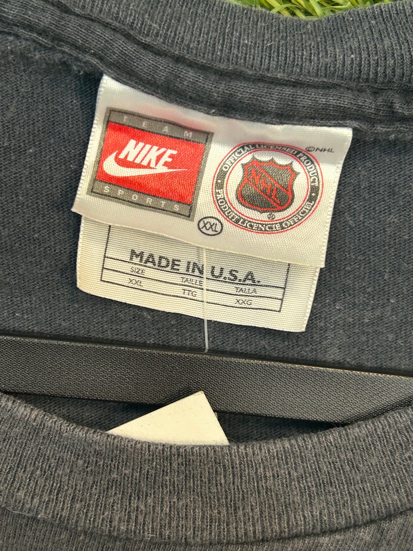 Y2K Nike Chicago Black Hawks NHL Team Tee