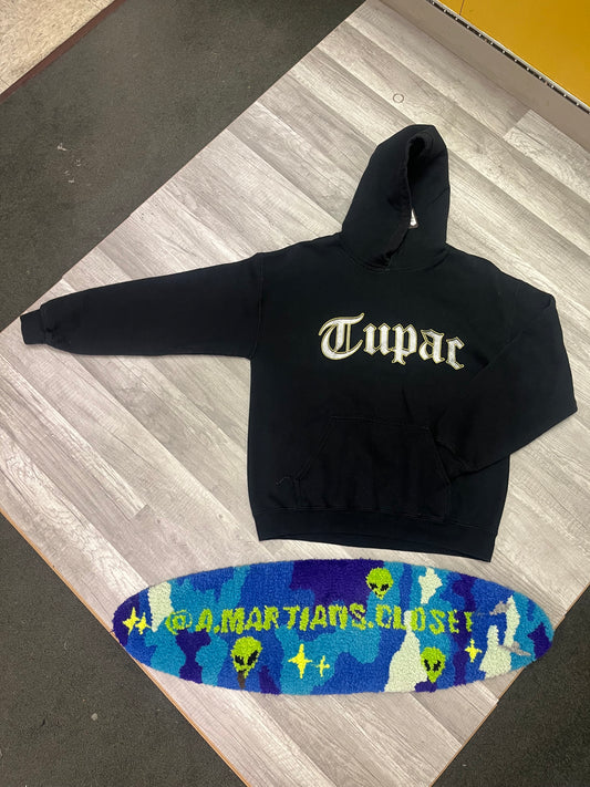 Retro Style Tupac Shukur