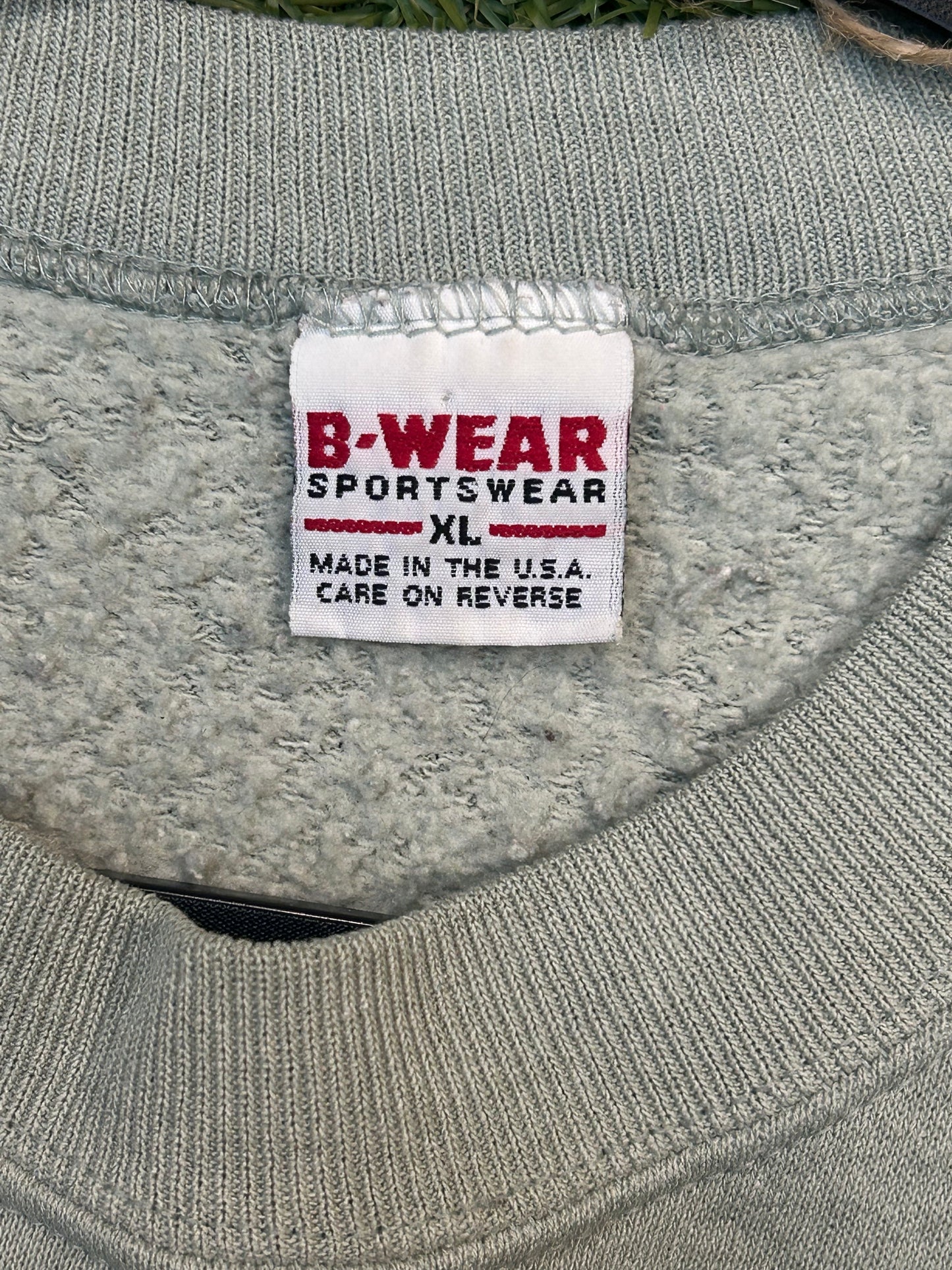 Vintage Classic Wild Life White Tailed Deer Crewneck