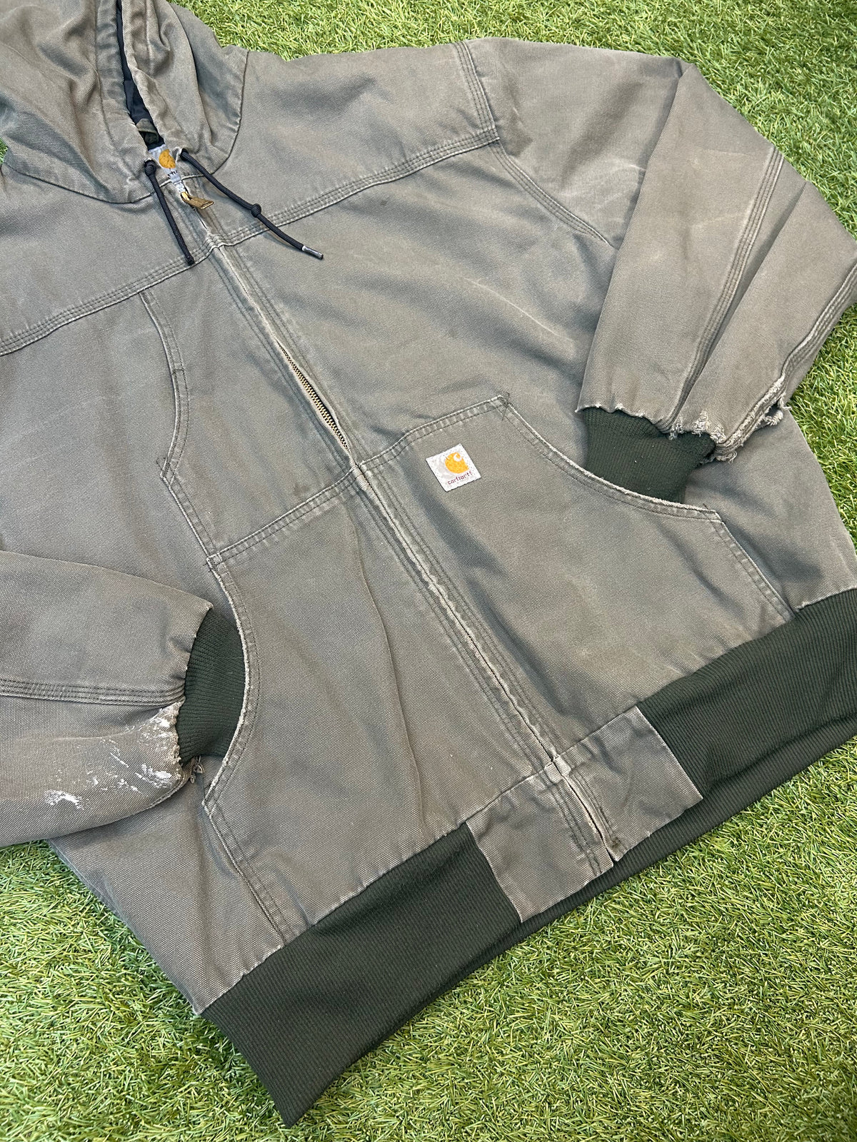 Vintage Carhartt Hooded Jacket J318 MOS