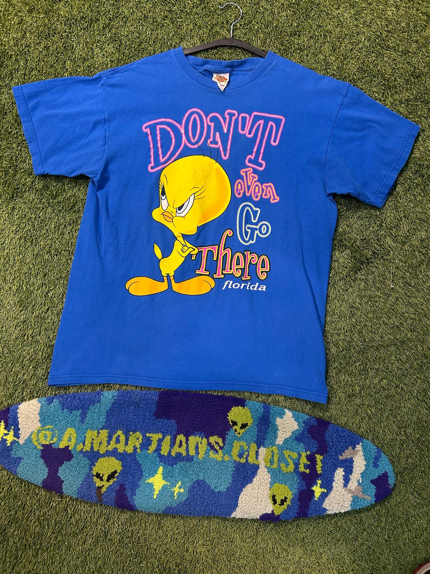 Vintage 1997 Looney Tunes Tweety Bird Don’t even Go There Tee