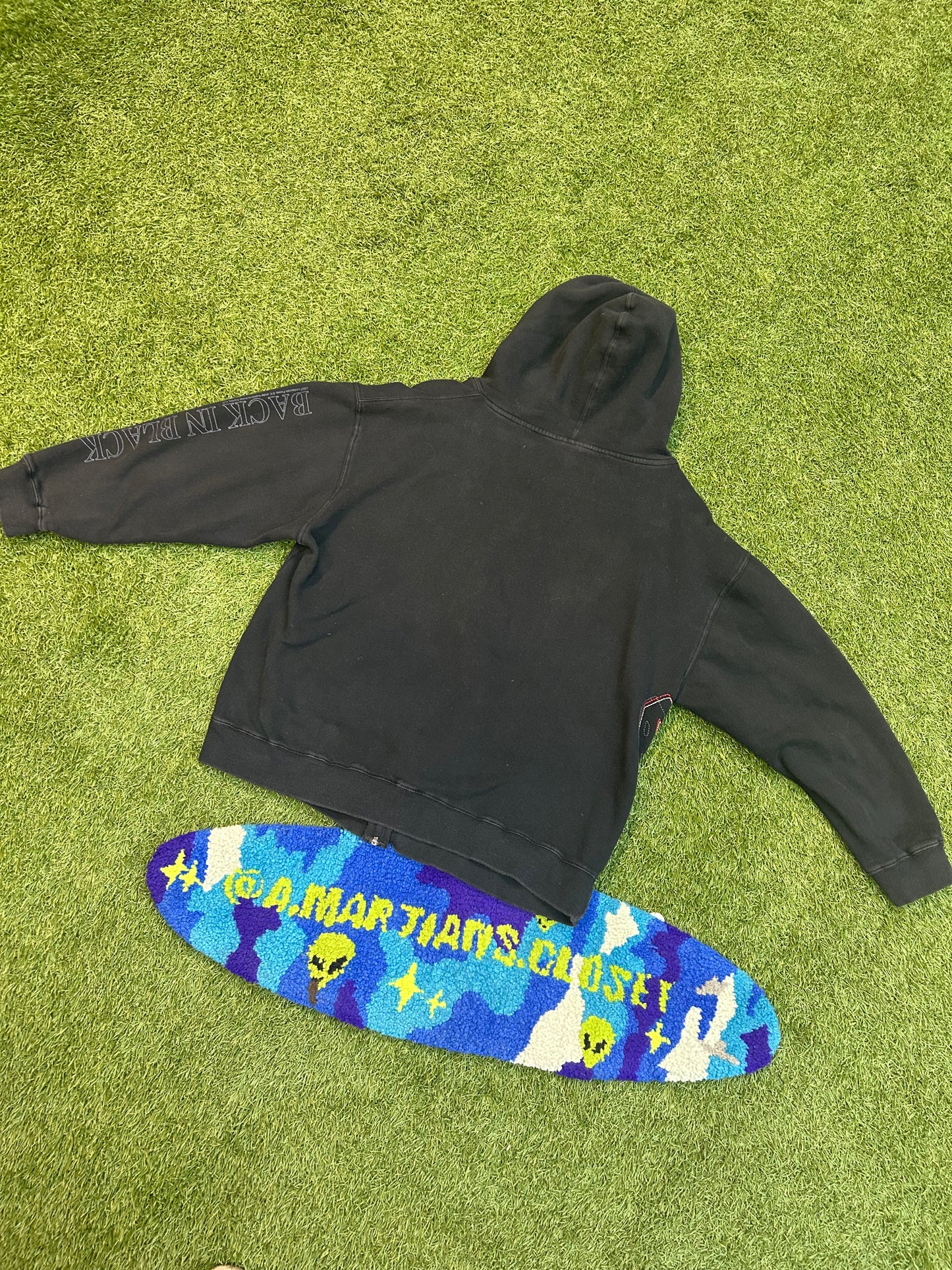 2007 AC DC Back In Black ZipUp Hoodie