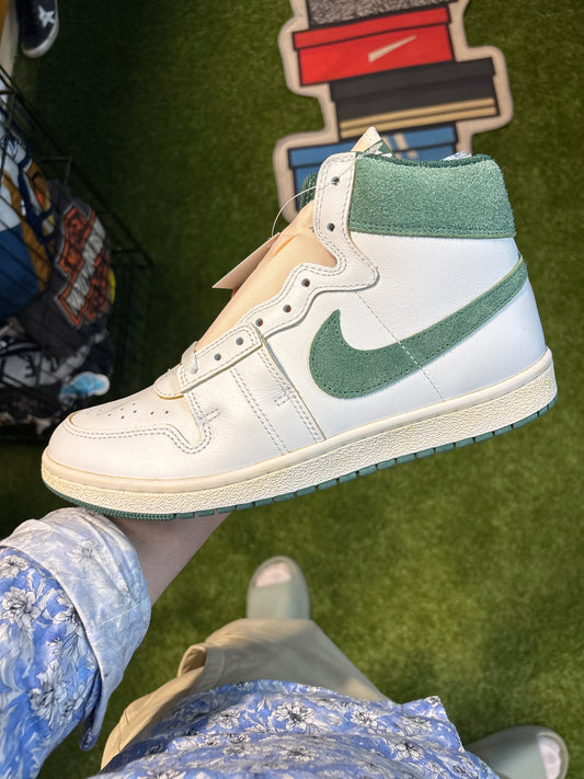 Nike air ship PE size 9.5