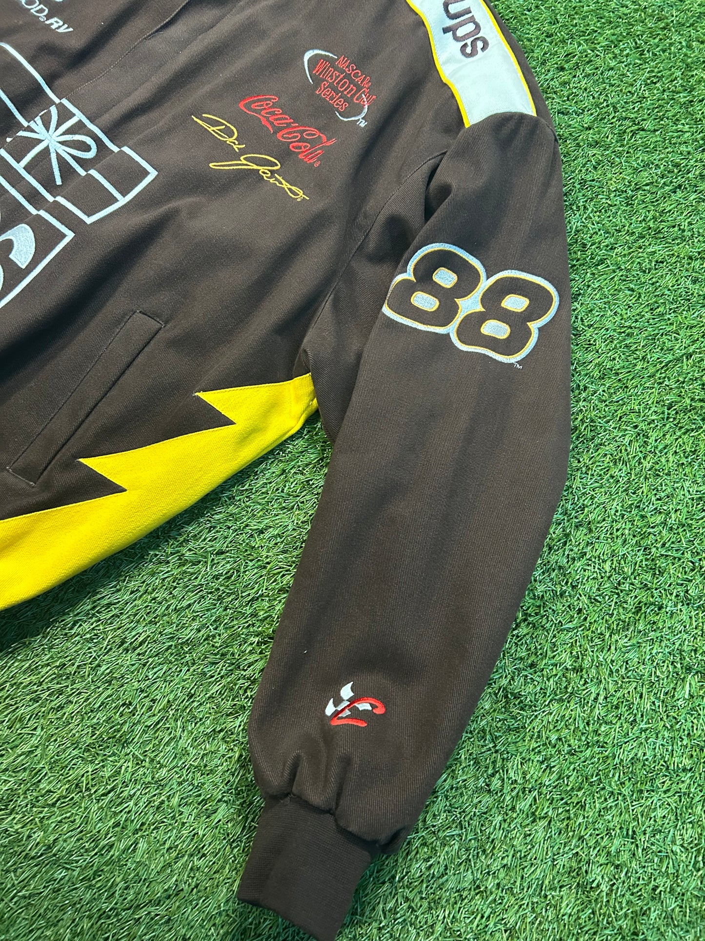 Vintage 90s Dale Jarret UPS Heavy NASCAR Jacket