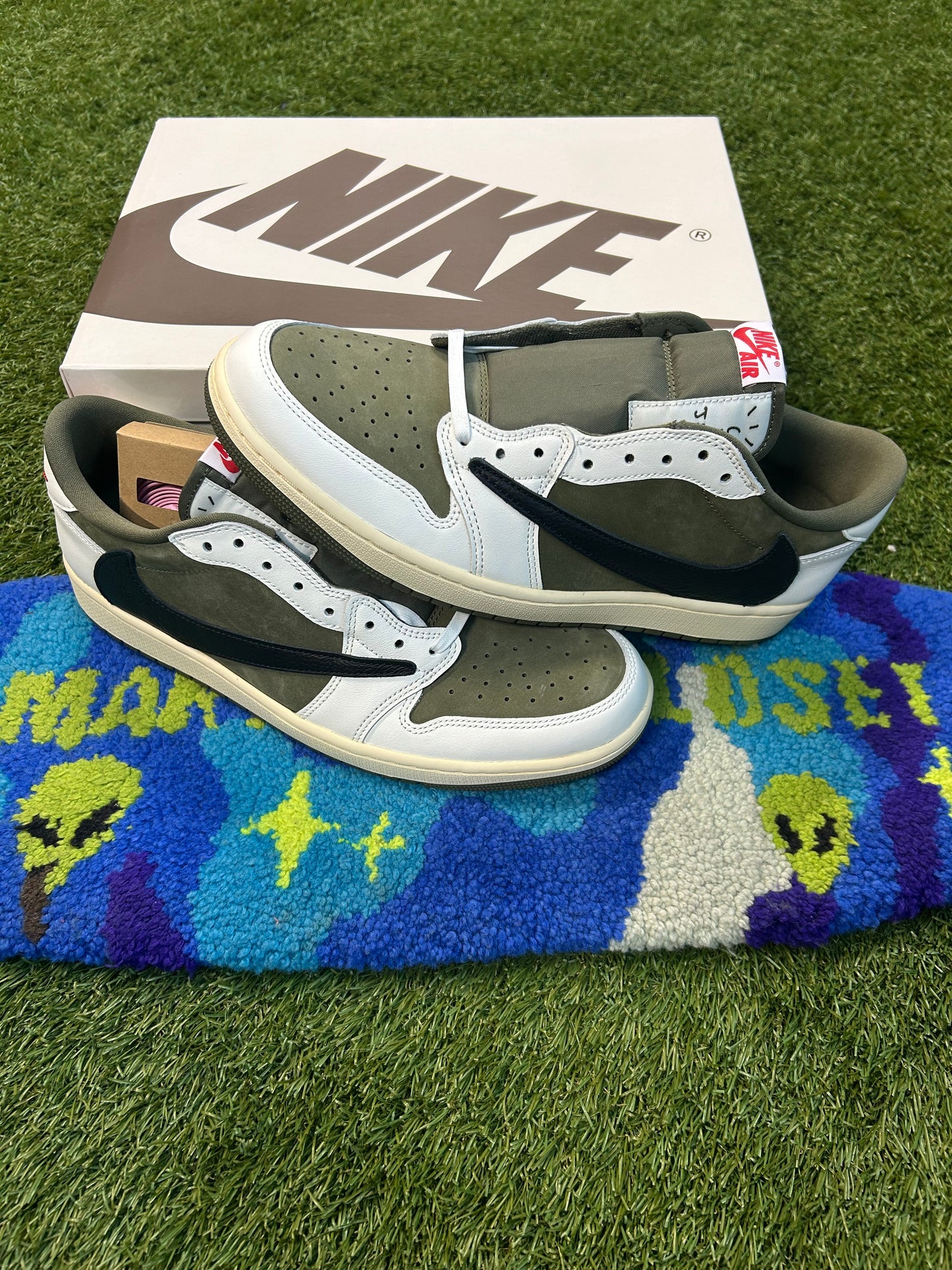 Jordan 1 Retro Low OG Travis Scott Medium Olive