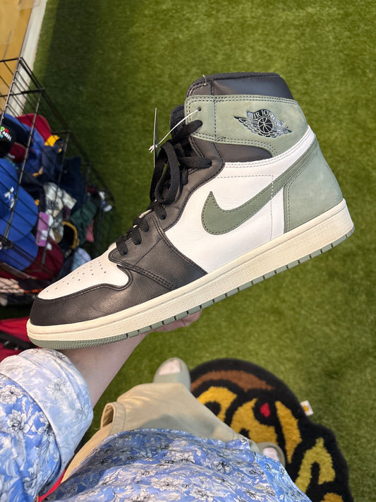 Jordan one high clay green size 13