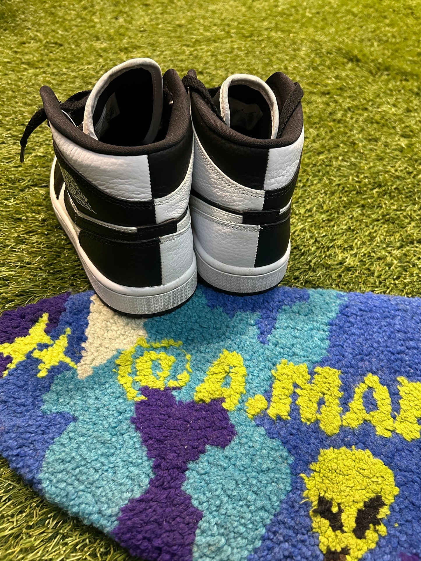 Jordan Retro 1 Mid Split Homage