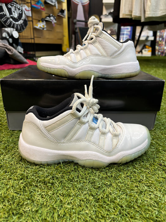 Jordan retro 11 legend blue low(Used)