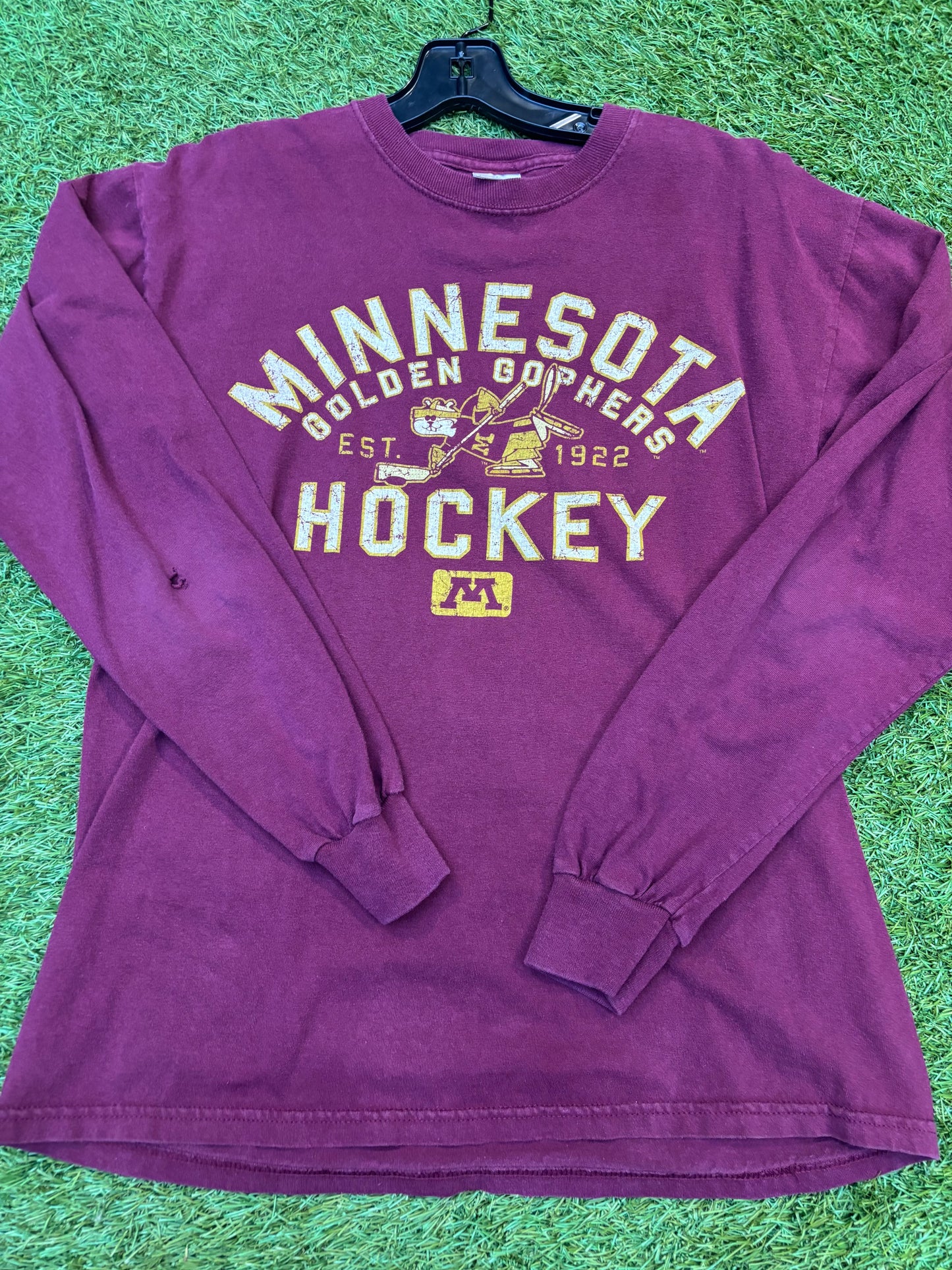 Vintage Maroon Champion Golden Gophers Hockey Long Sleeve Tee