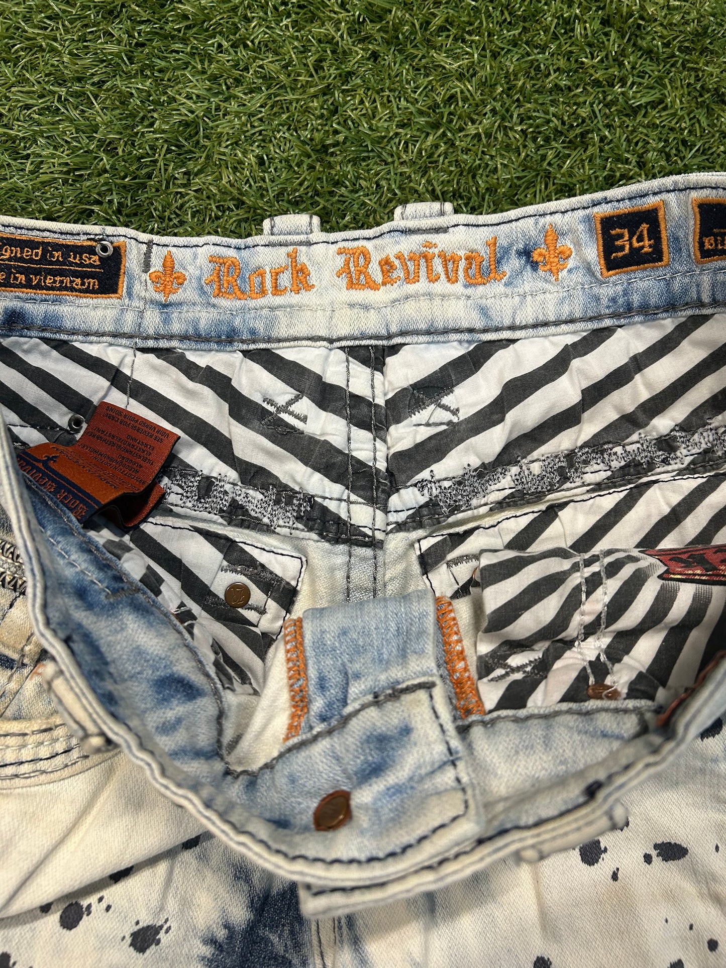 Vintage Distressed Denim Rock Revival Acid Wash Jeans