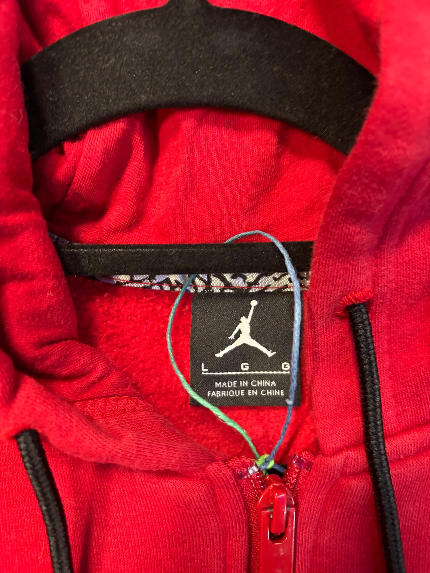 Red with Black Sleeve Print Jordan Jacket Size Large