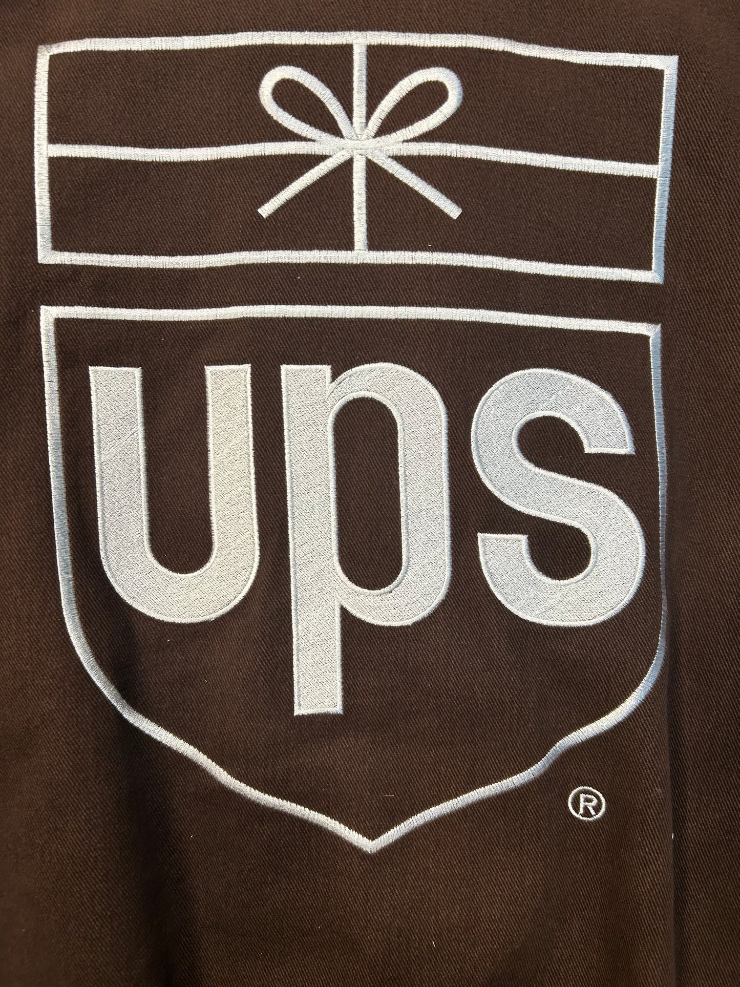 Vintage 90s Dale Jarret UPS Heavy NASCAR Jacket