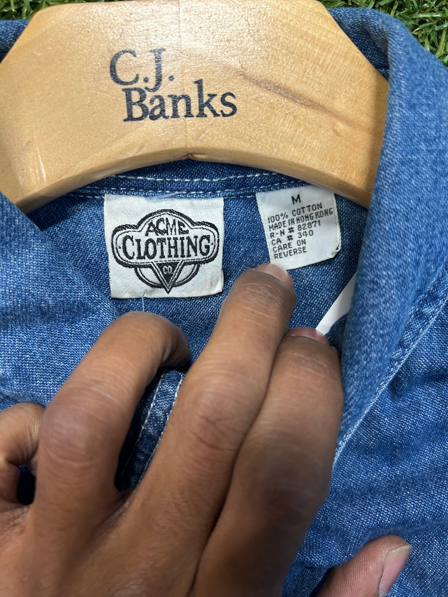 Vintage 1992 Acme Clothing Co. Looney Tunes Crew Denim Button Down