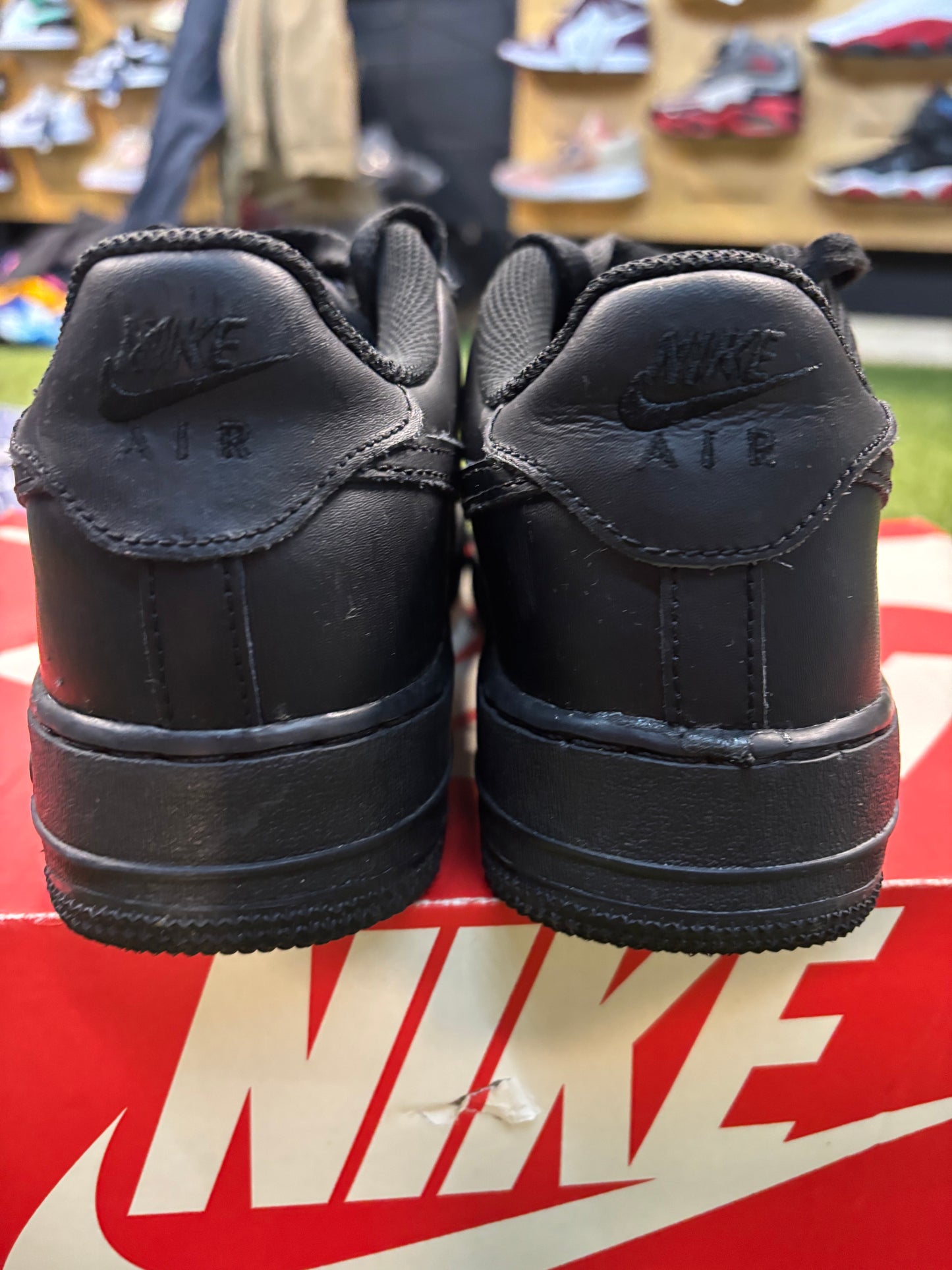 Nike black Air Force one size 6.5y