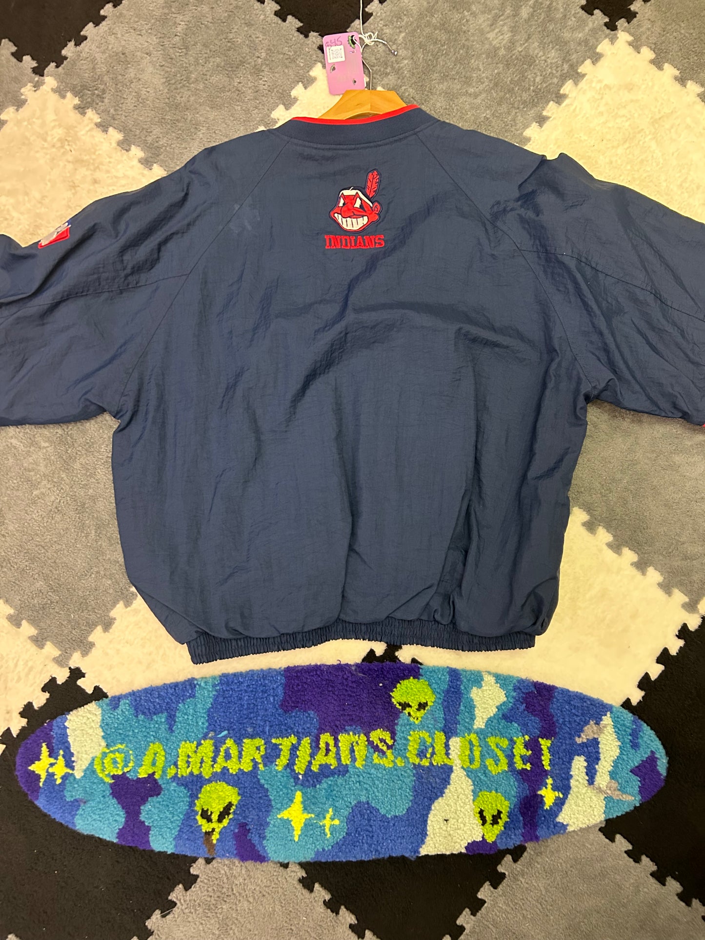 Vintage 2000s Genuine Merchandise Brand Cleveland Indians Pullover