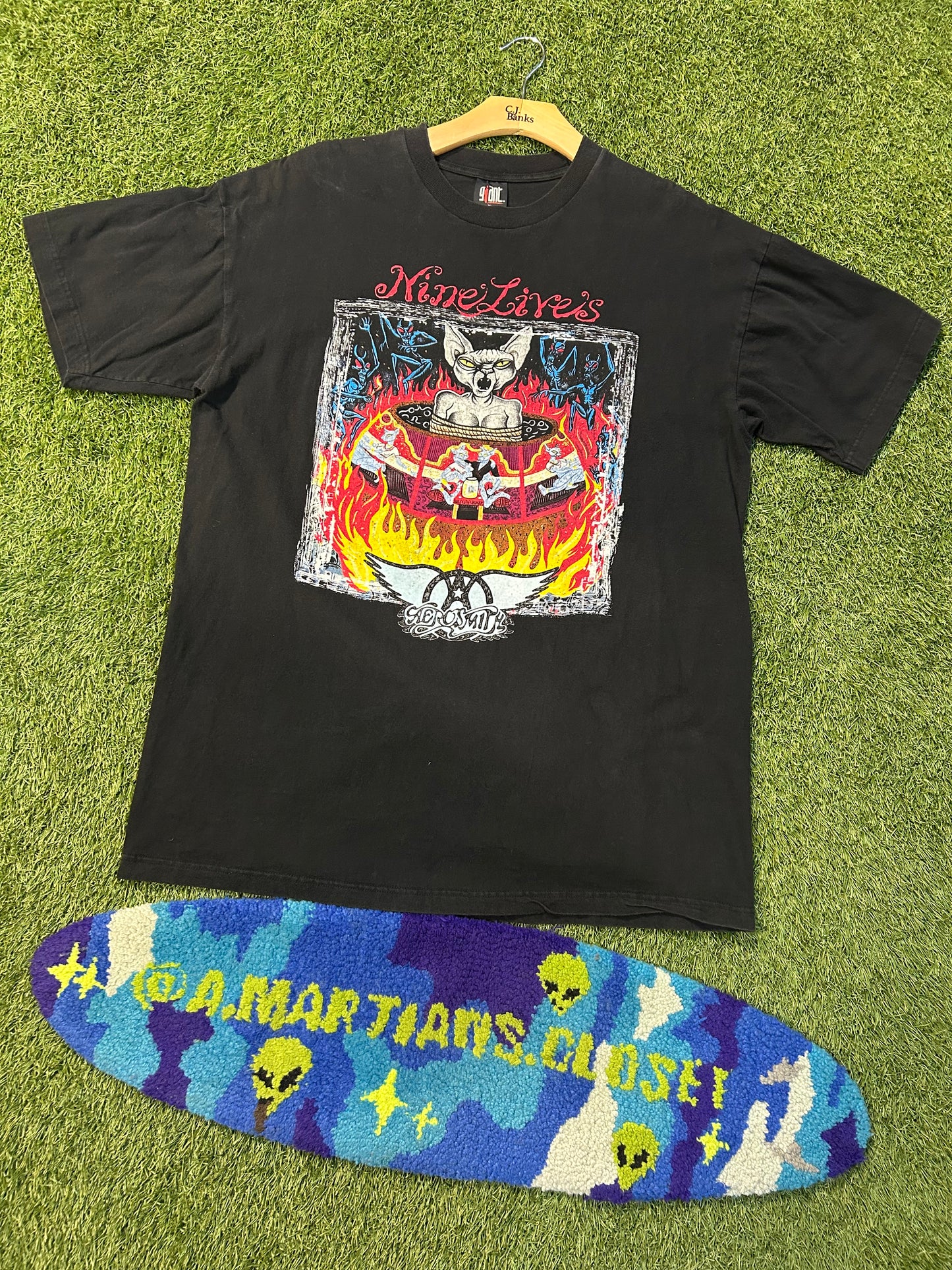 Vintage 90s Aerosmith Nine Lives Concert Tee