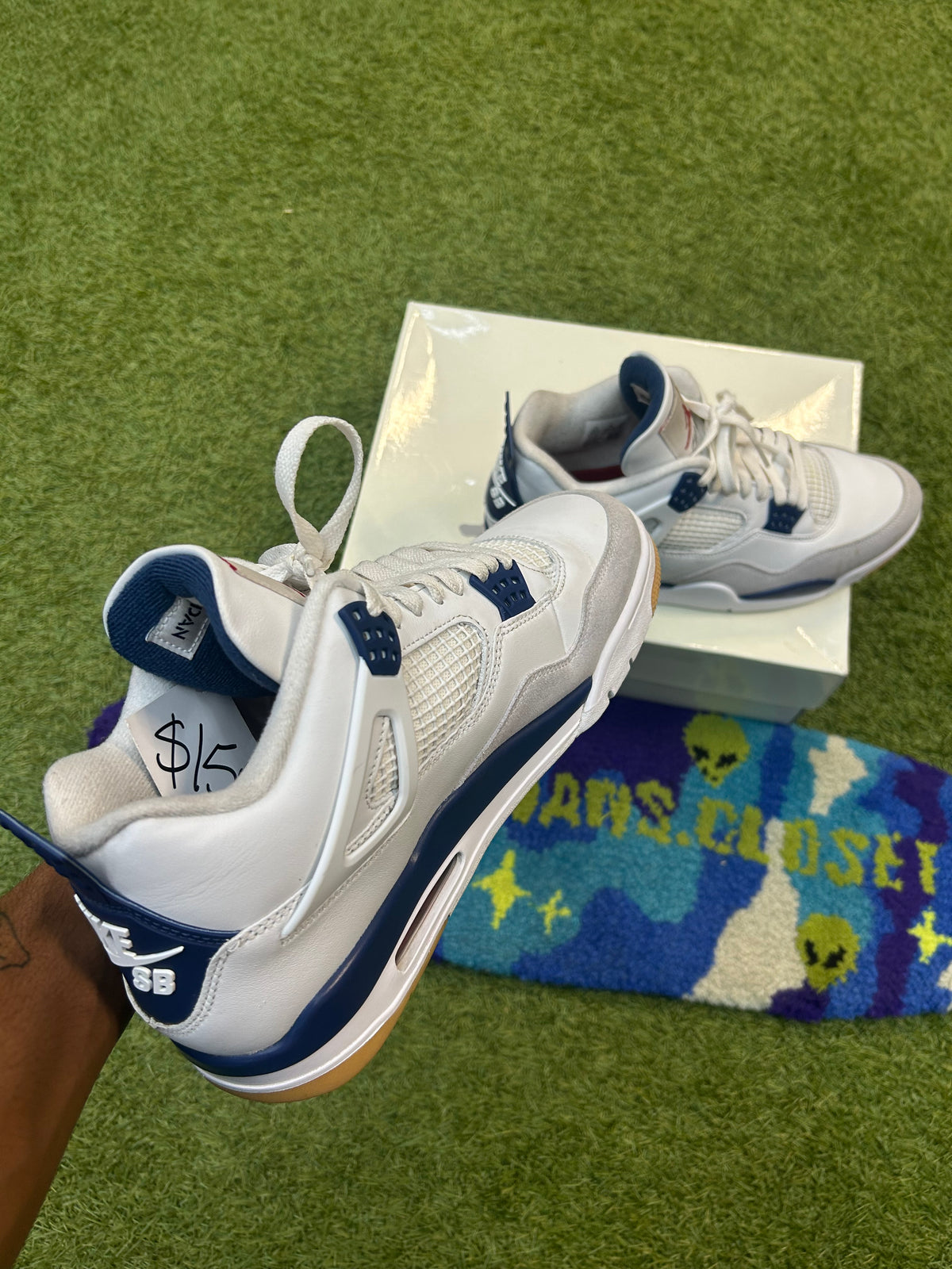 Jordan 4 Retro Nike SBs(Used)