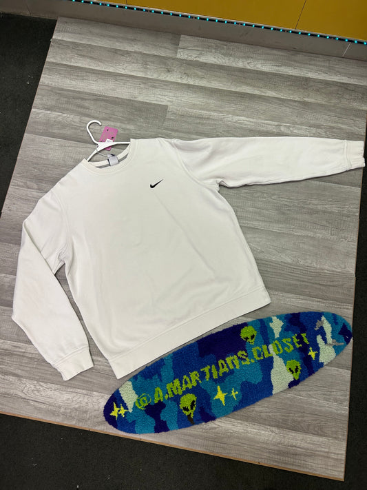 Vintage 2000s All White Nike Crewneck