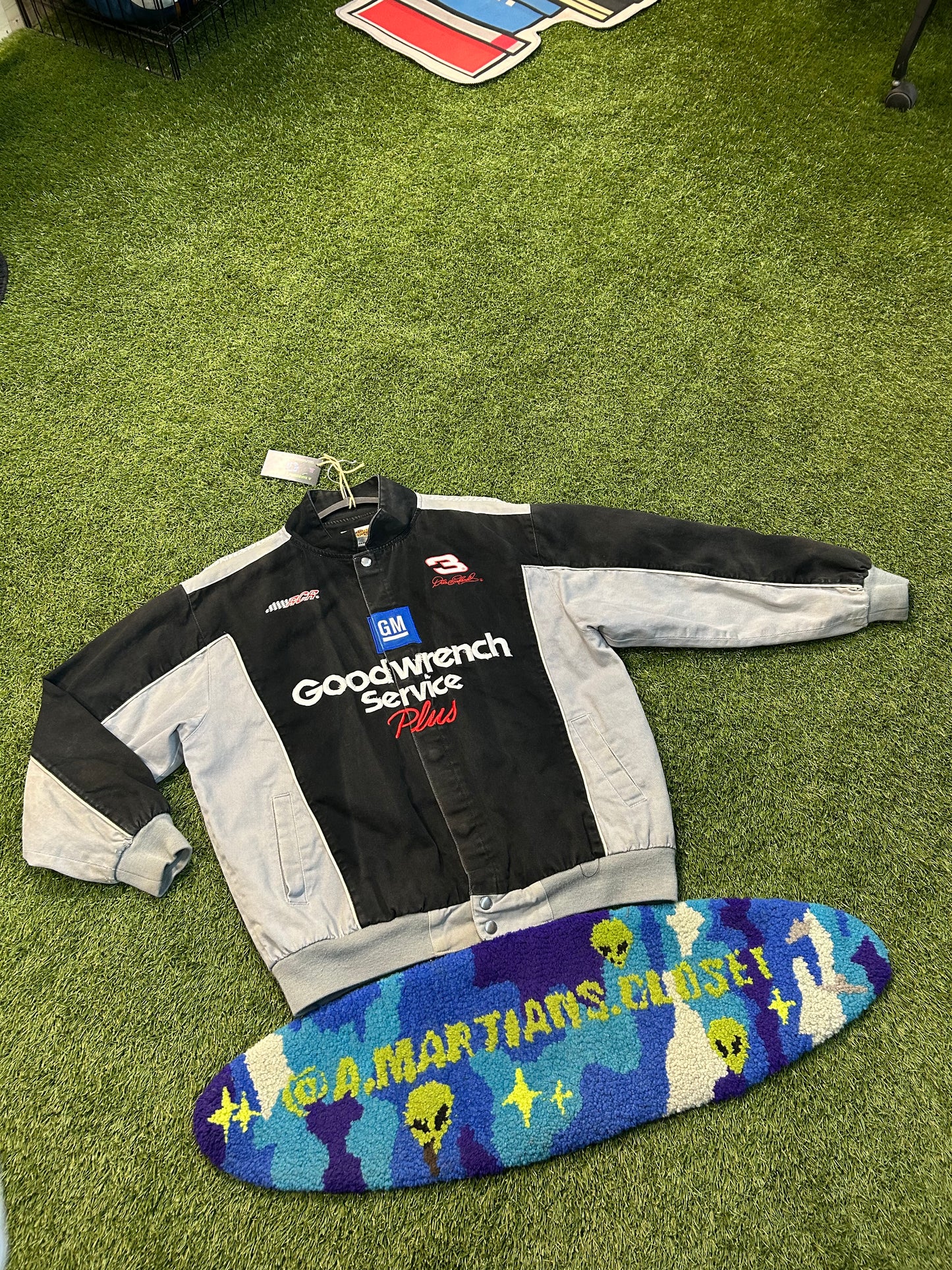 Vintage Dale Earnhardt #3 Goodwrench Service Plus Silver Accents NASCAR Jacket