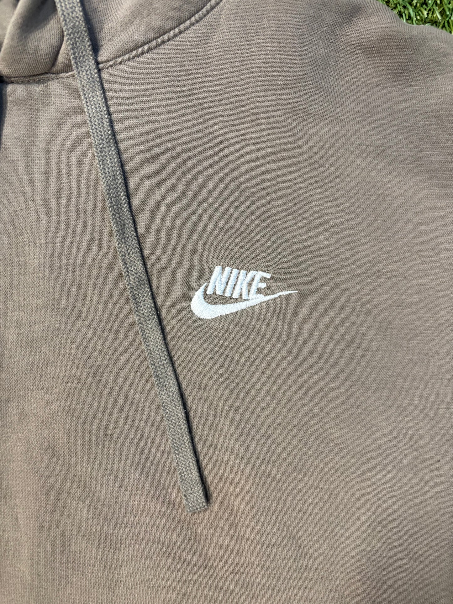 Light Brown Nike Hoodie Size Medium