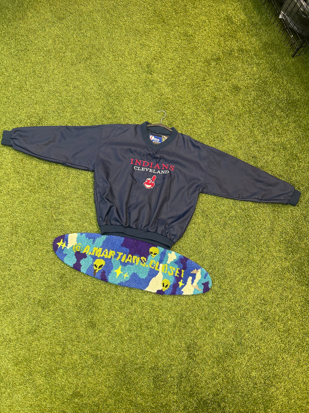 Vintage Pro Player Cleveland Indians Pullover W/Pockets