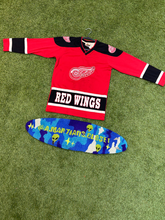 Vintage 90s Steve Yzerman Detroit Red Wings NHL Hockey Jersey