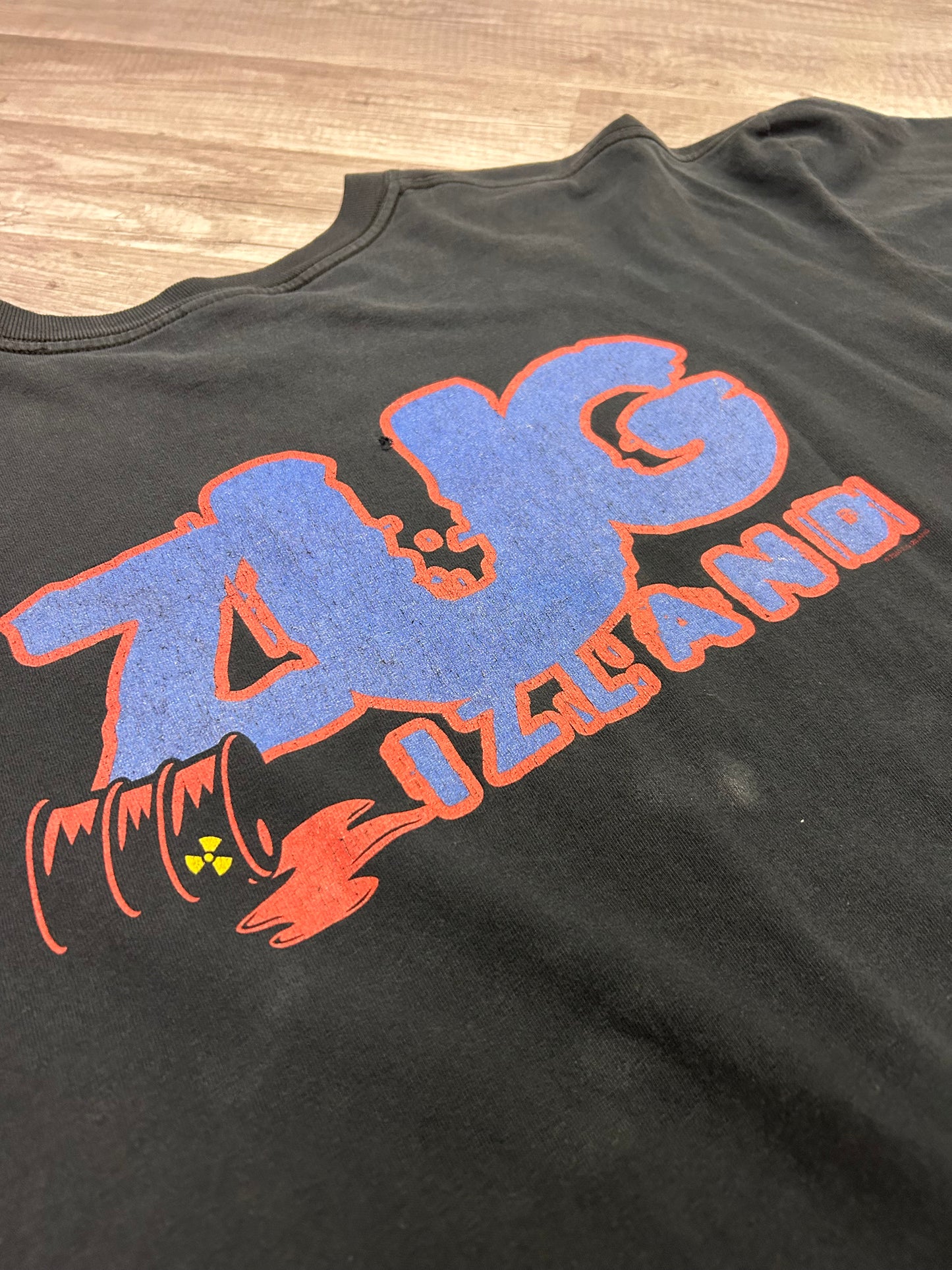 Vintage Zug Izland Toxic Tee