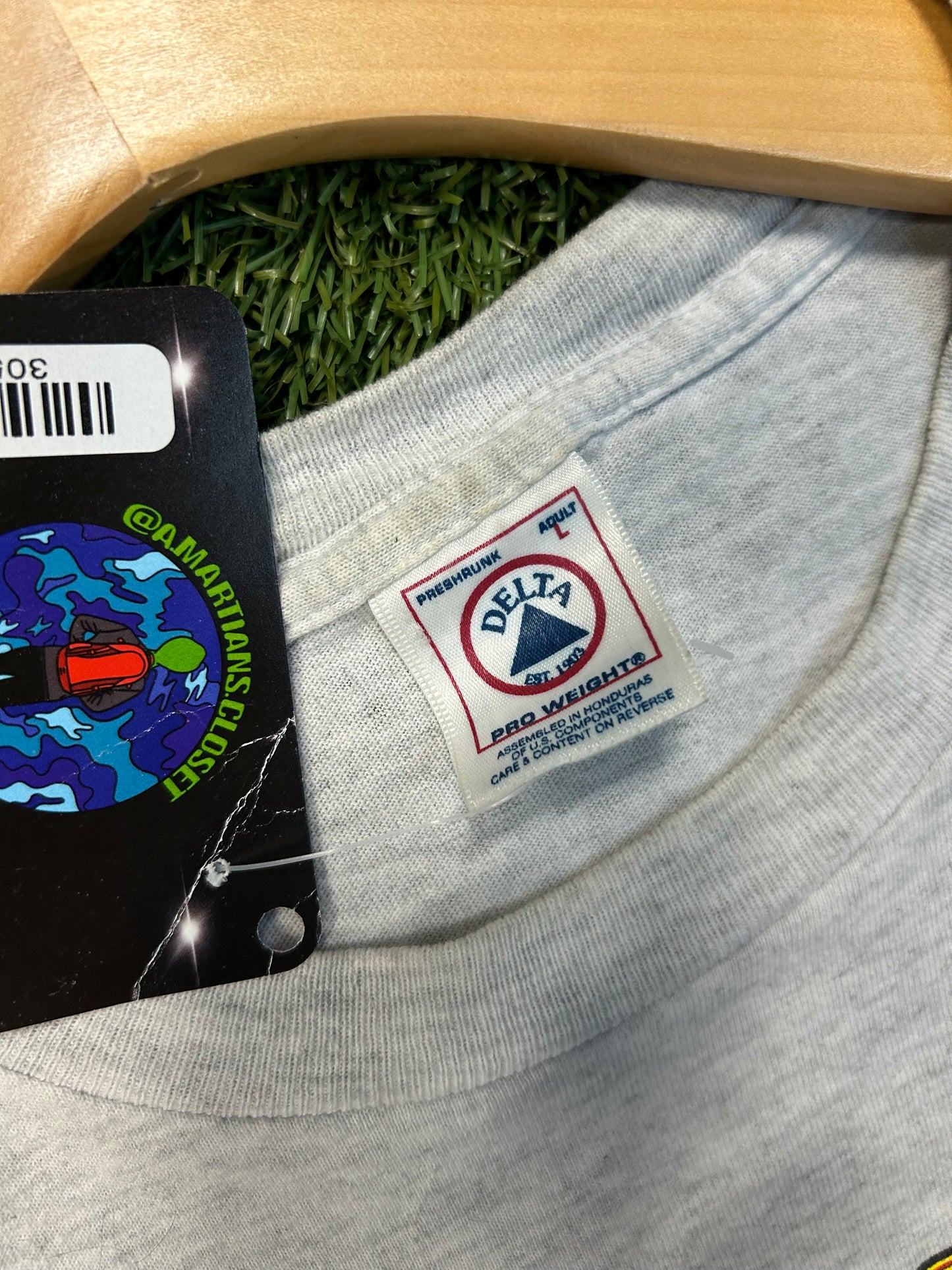 Vintage NASCAR Chevrolet Monte Carlo Tee