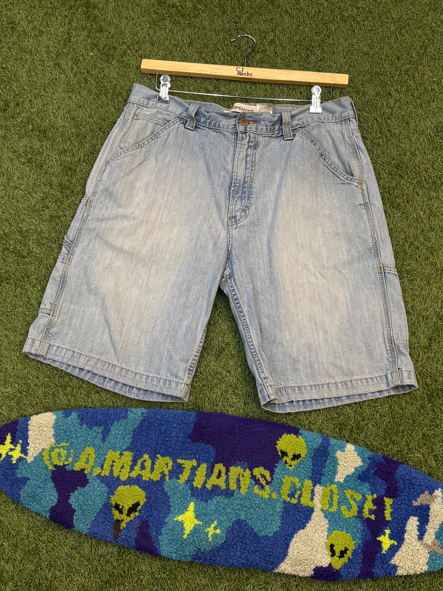 Women’s Levi’s Carpenter Light Wash Jorts