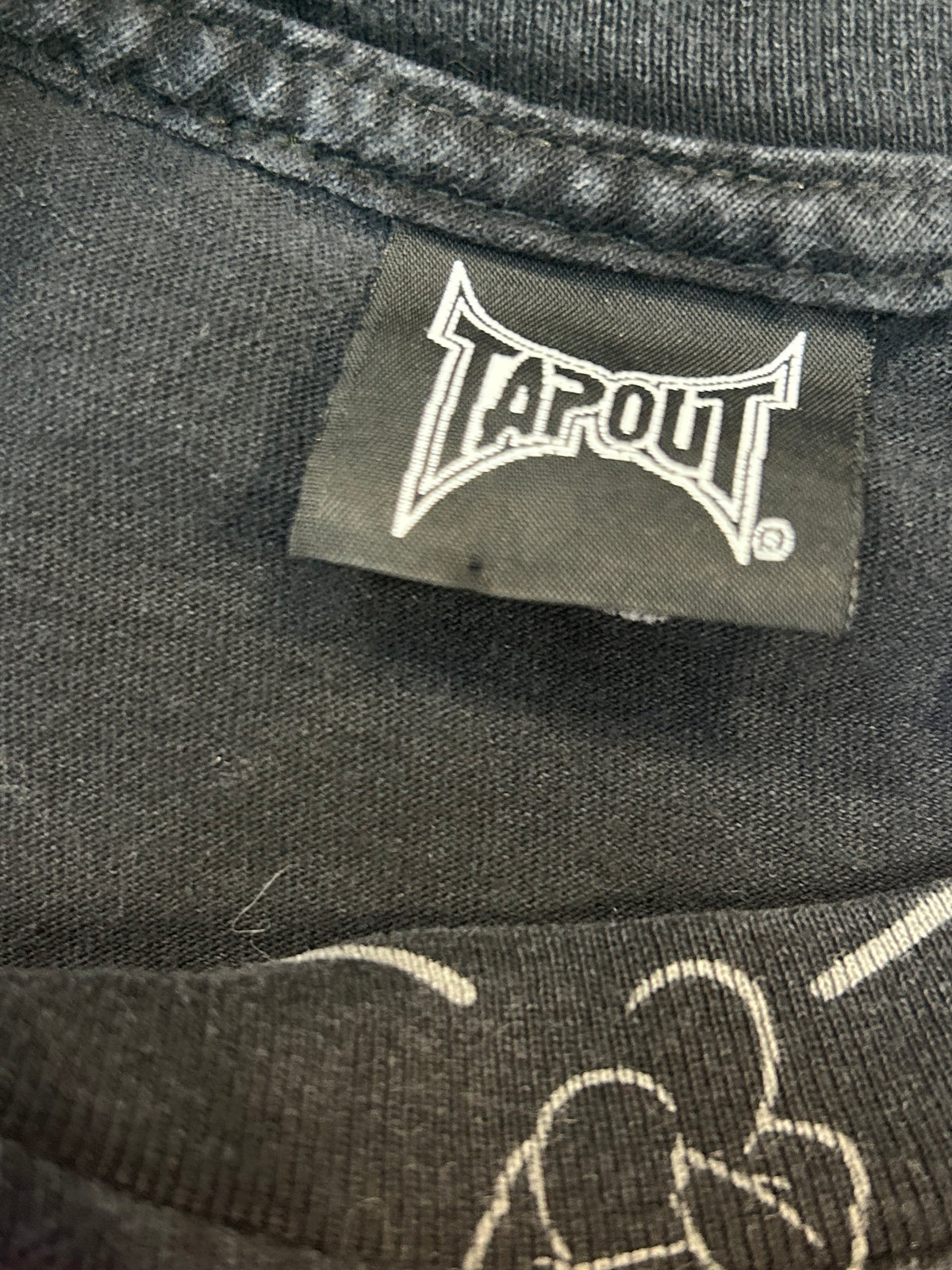Y2K Tapout Chain Link Cage Logo Tee