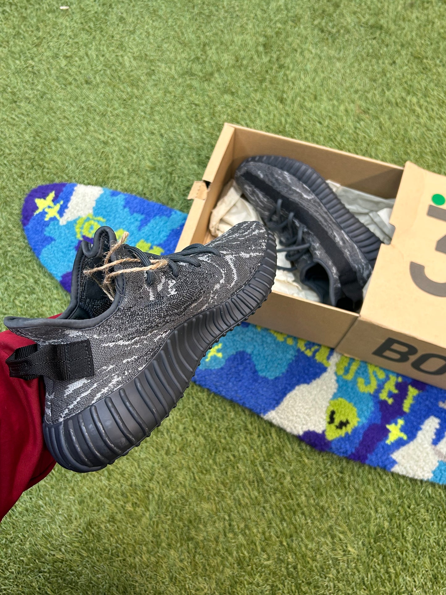 Adidas Yeezy Boost 350 V2 MX Dark Salt