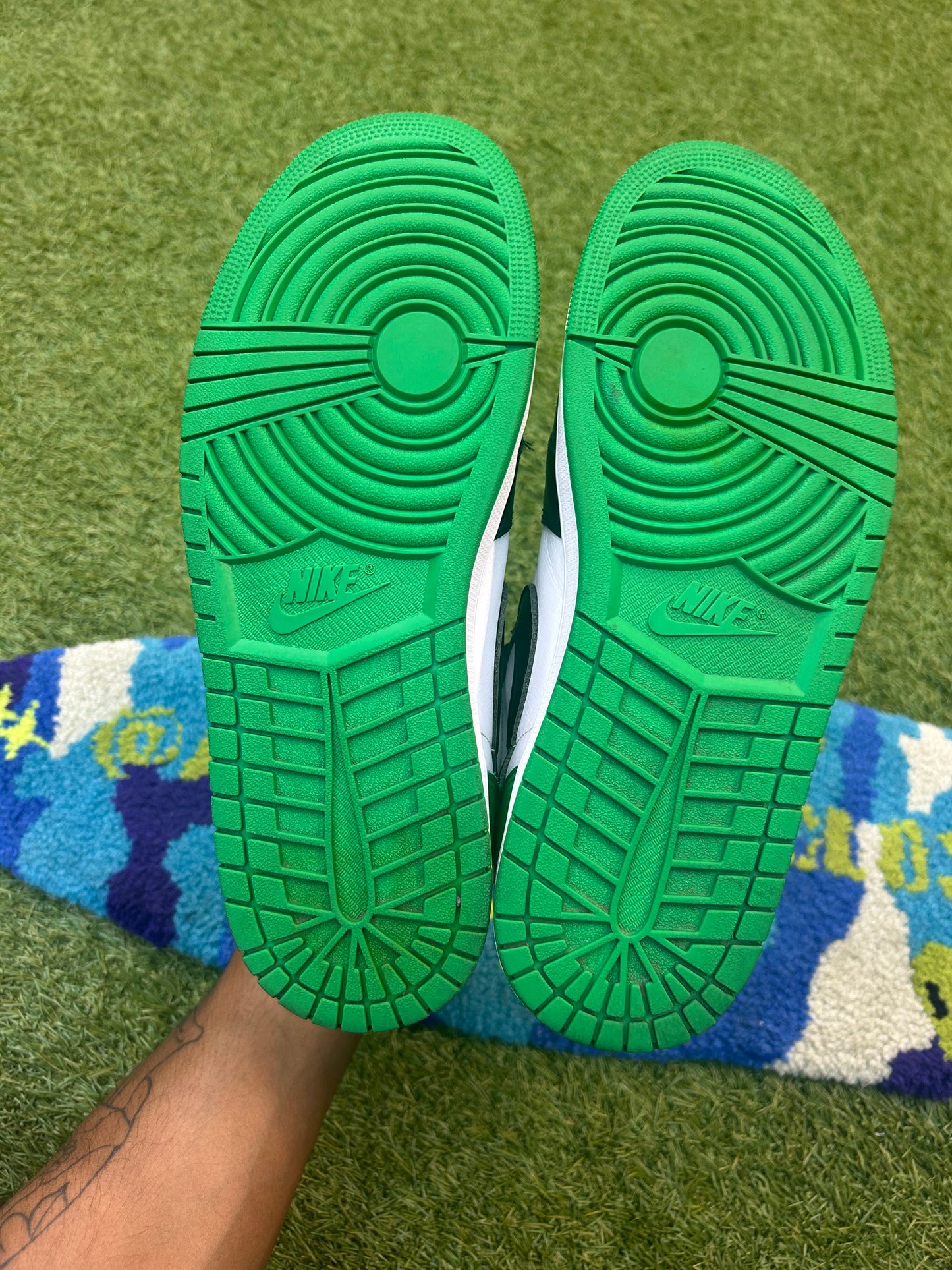 Jordan 1 Retro High OG Lucky Green(2022)
