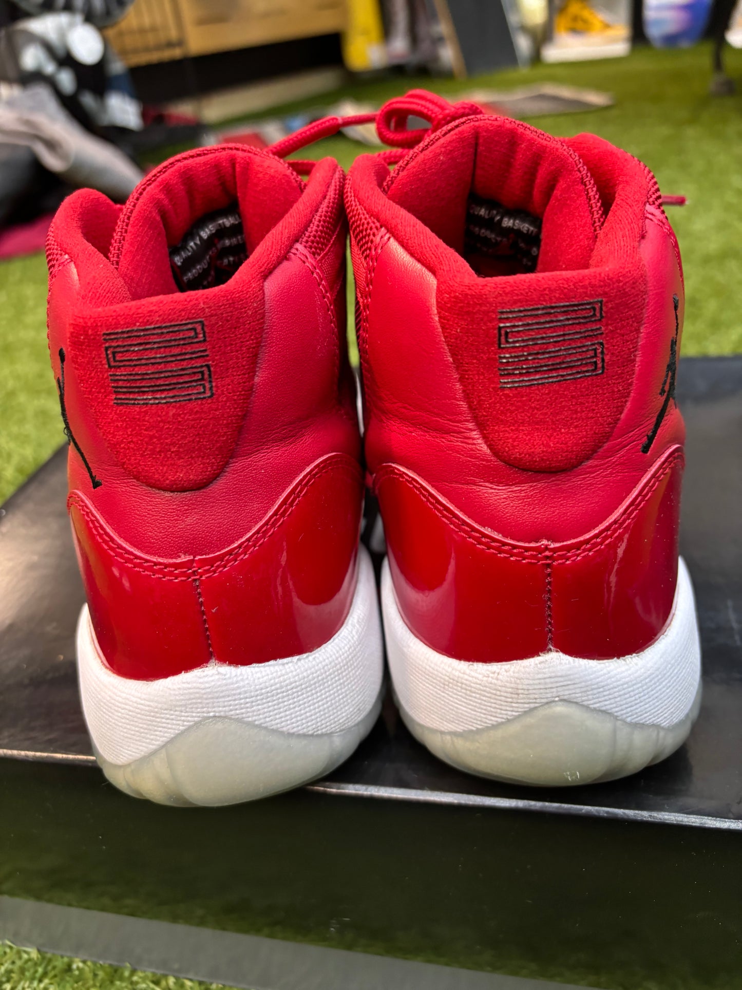 Jordan retro 11 gym red(Used)
