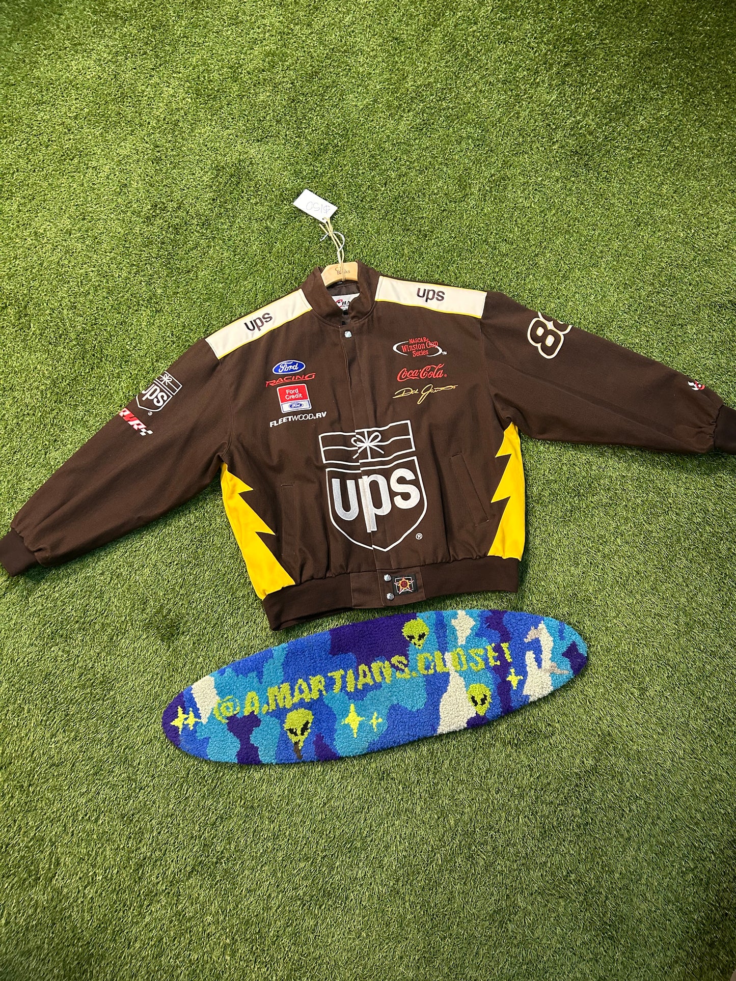 Vintage 90s Dale Jarret UPS Heavy NASCAR Jacket