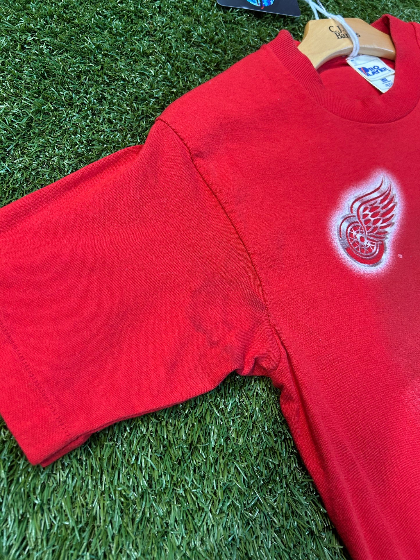 Vintage 90s Detroit Red Wings Yzerman Tee