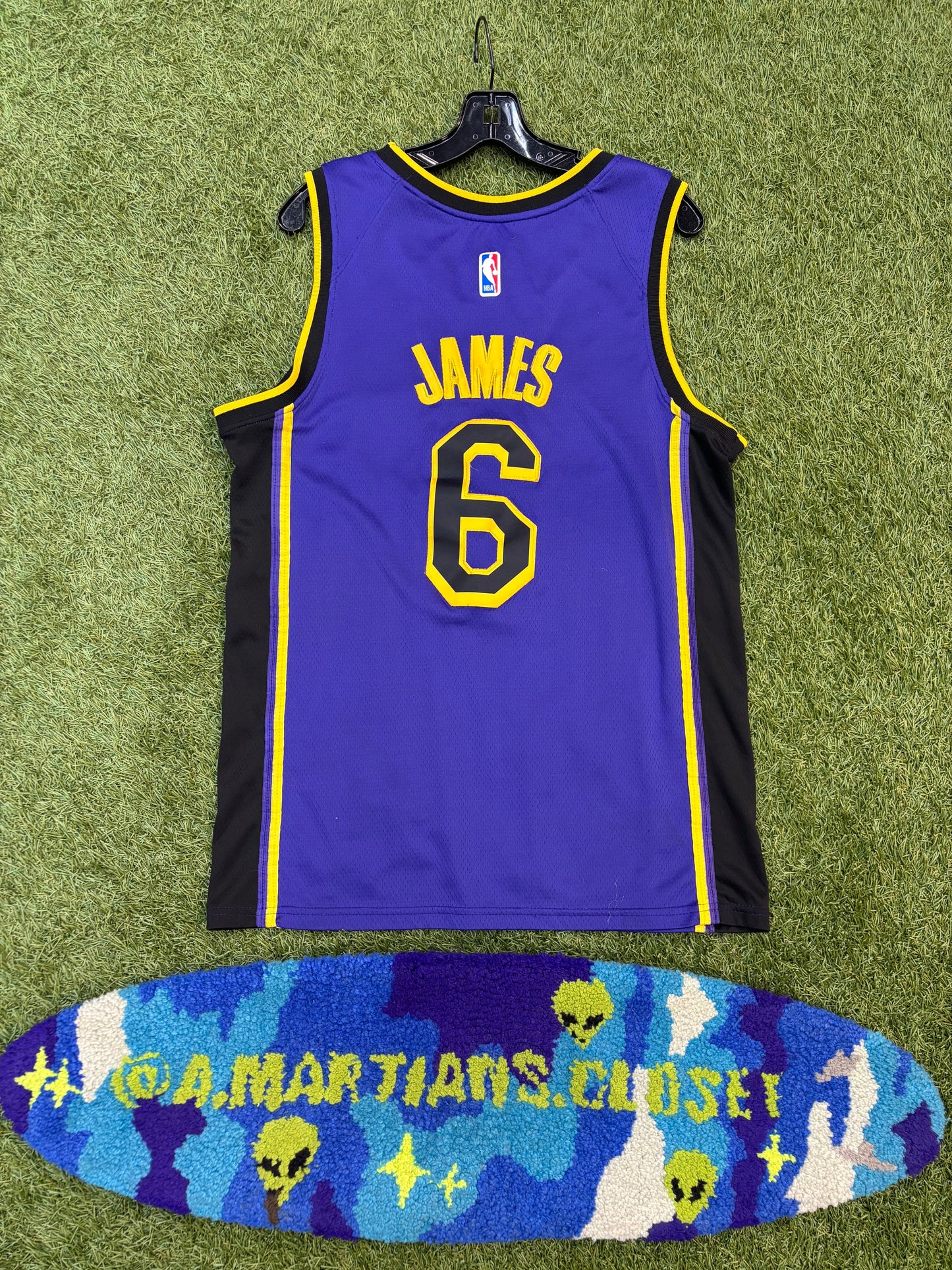 LA Lakers LeBron James Swingman Jersey