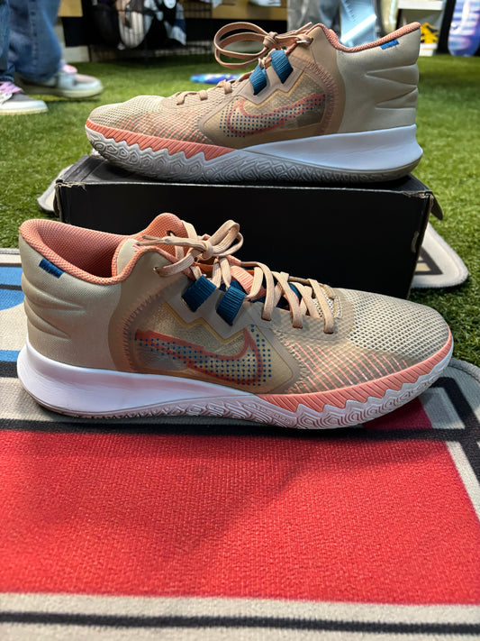 Nike Kyrie flytrap Rattan Hemp size 11.5