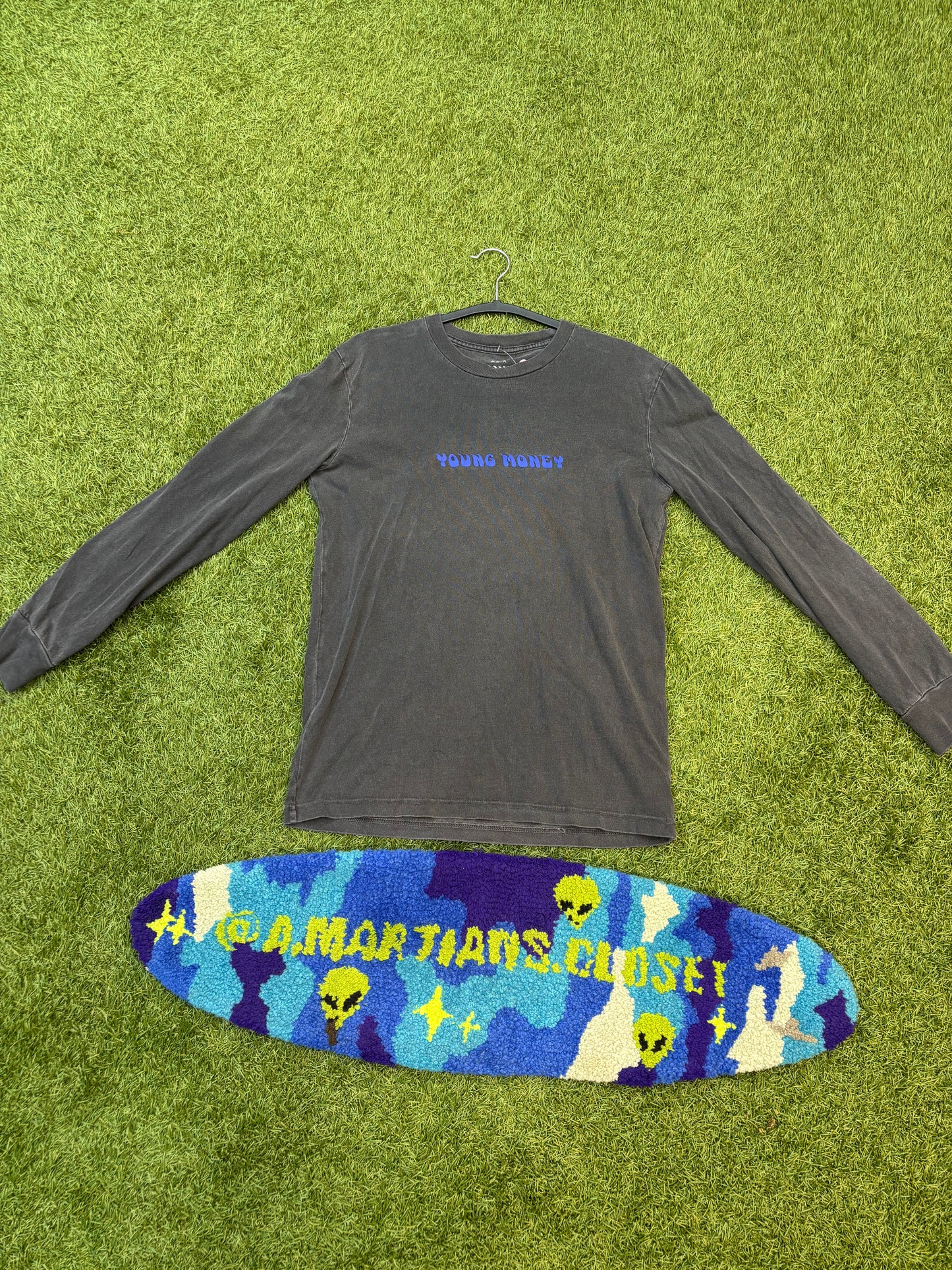 American Eagle x Young Money Long sleeve Tee