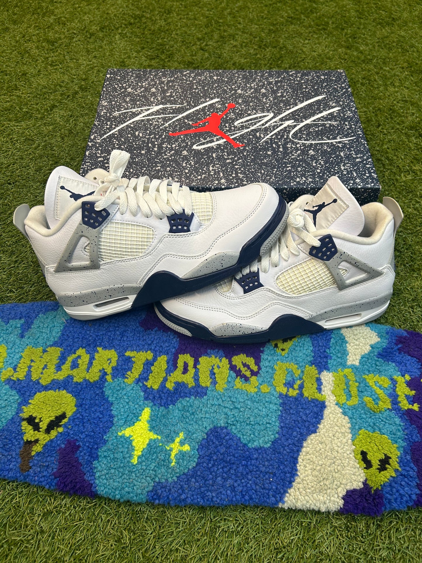 Jordan 4 Retro Midnight Navy