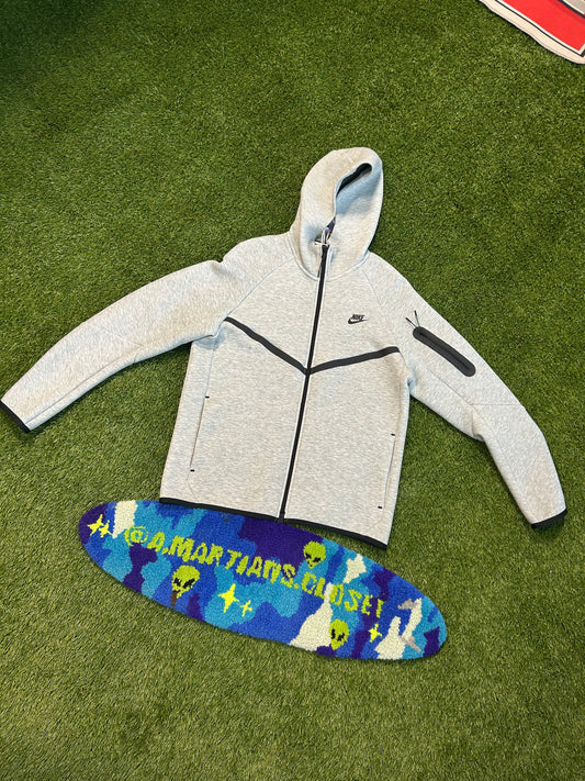 Grey Nike Tech Top