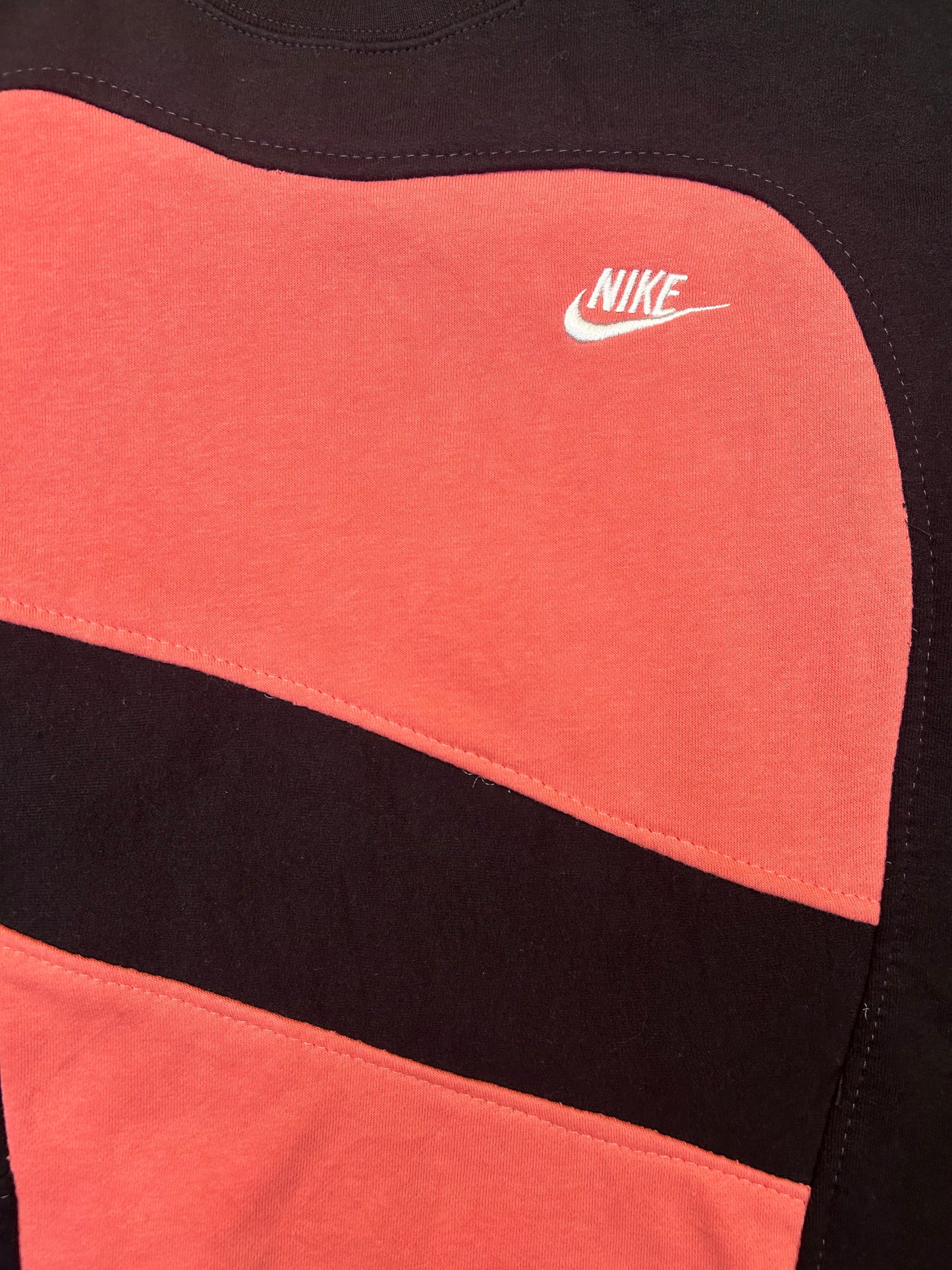 Y2K Nike ReWorked Women’s Pink/Black Crewneck