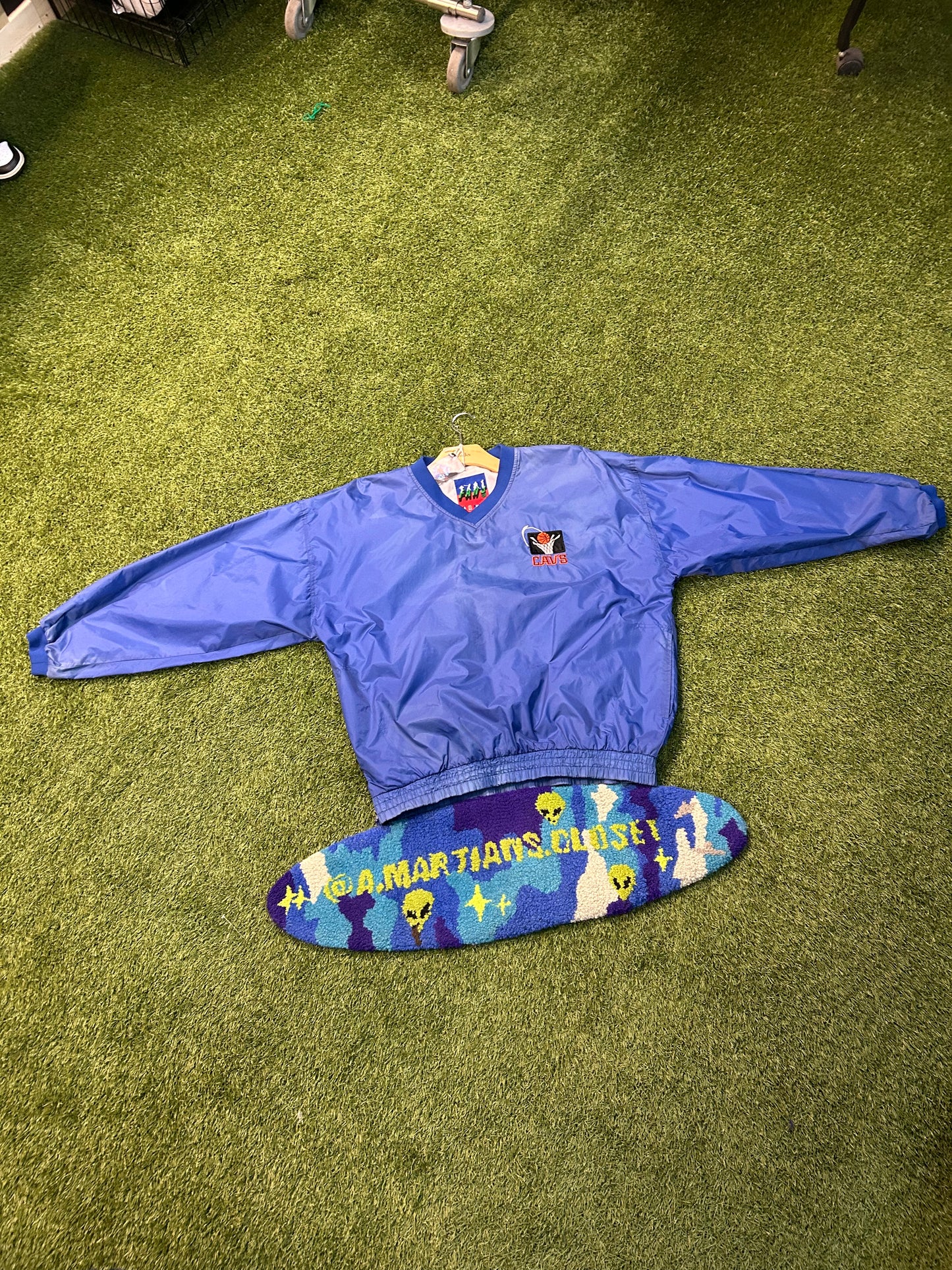 Vintage 90s Cleveland Cavaliers NBA Pullover Nylon Style