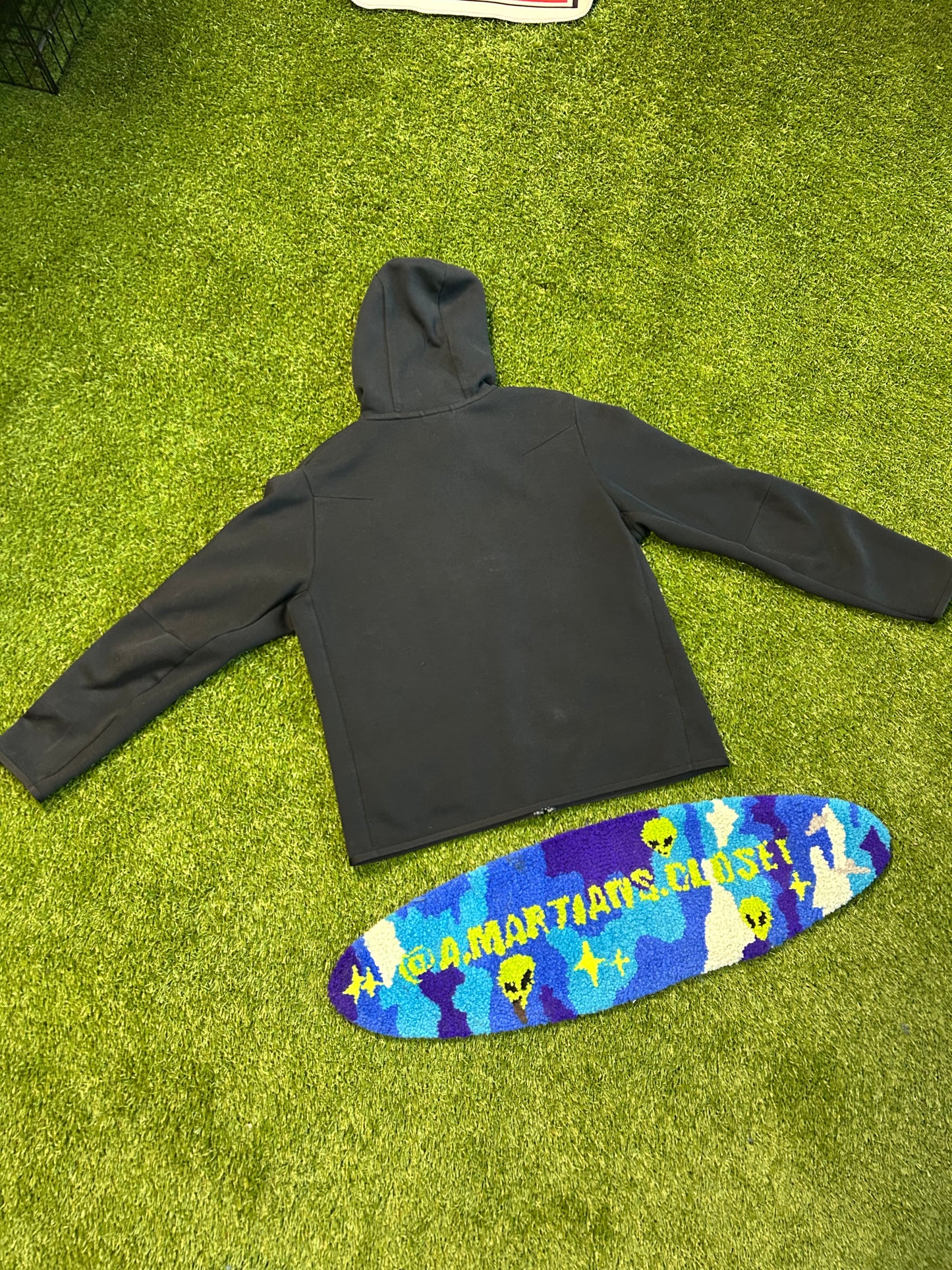 Black Nike Tech Top