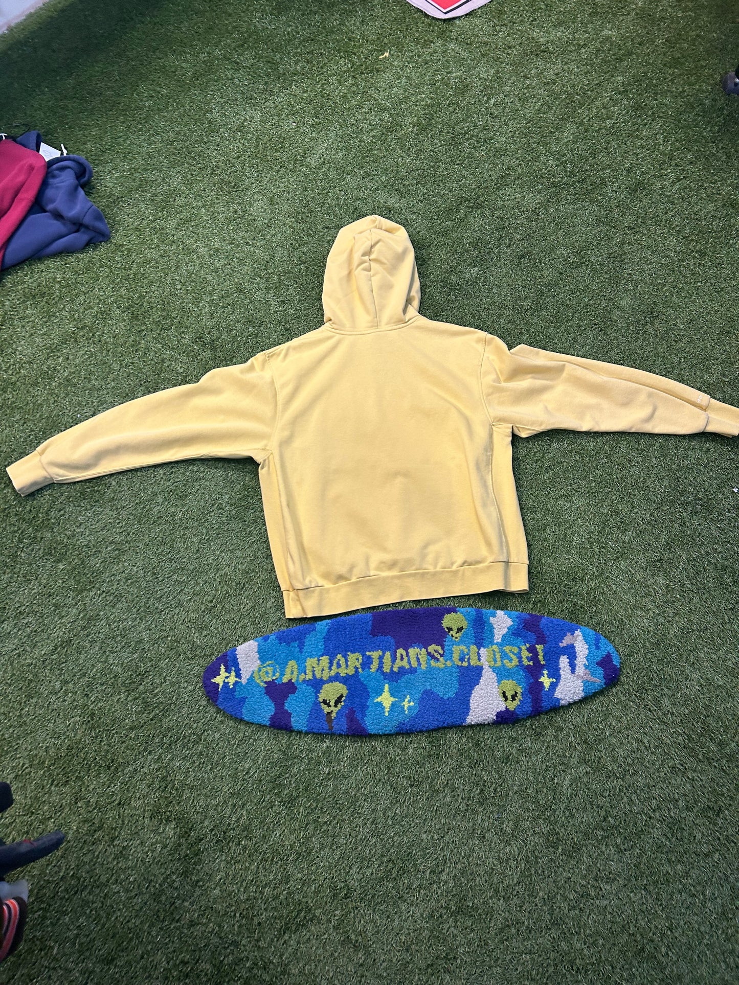 Y2K Yellow Nike Dri-FitHoodie W/Zipper Pocket
