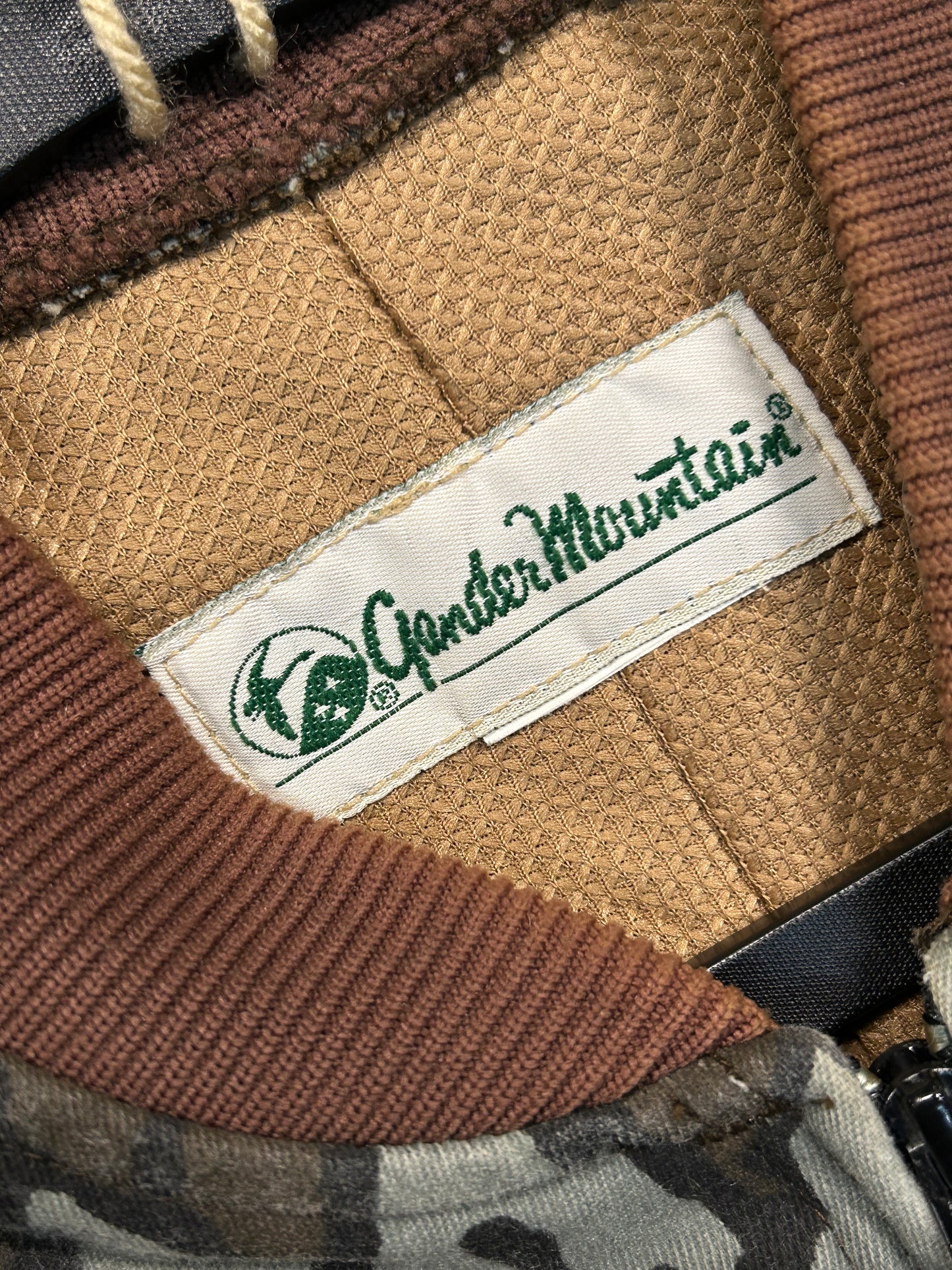 Vintage Garden Mountain Treebark Camo Jacket