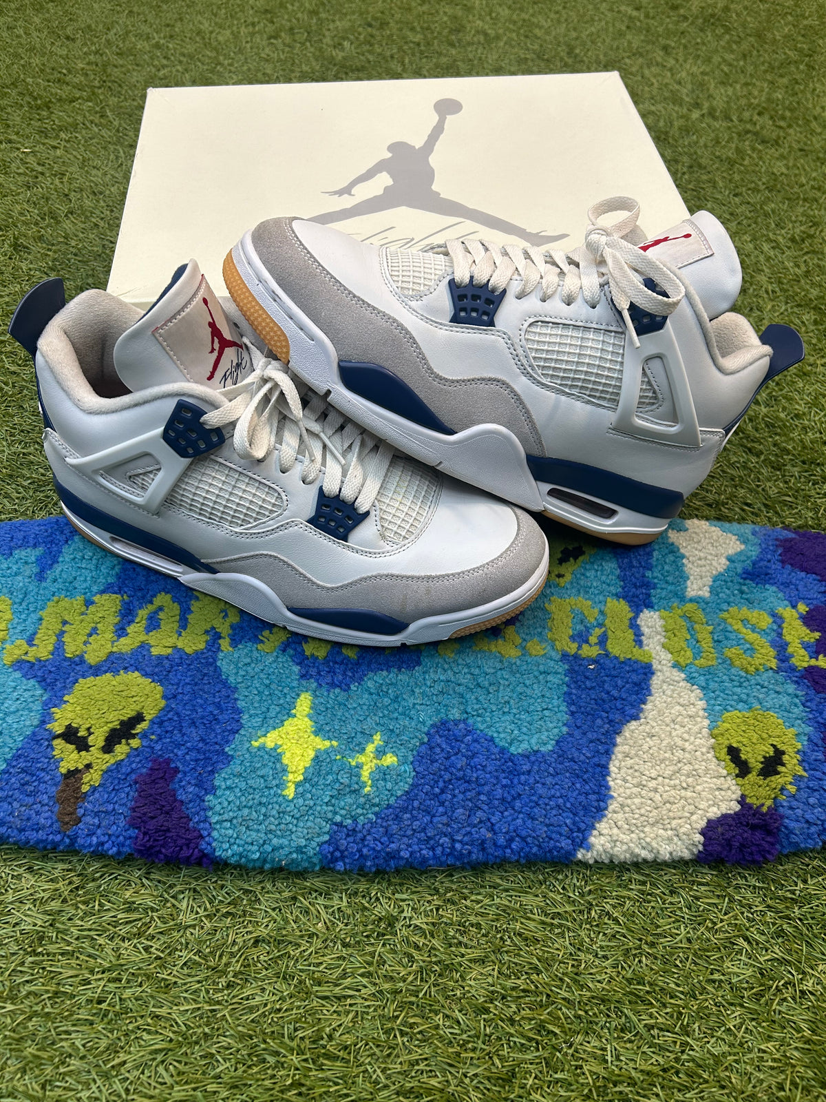 Jordan 4 Retro Nike SBs(Used)