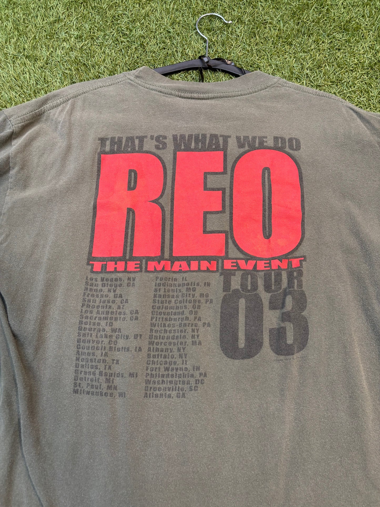 Y2K REO Speed Wagon The Main Event Tour 2003 Tee